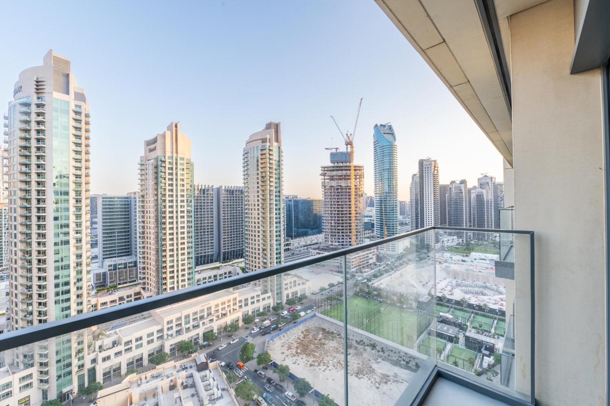 Elegant 2br In Burj Royale