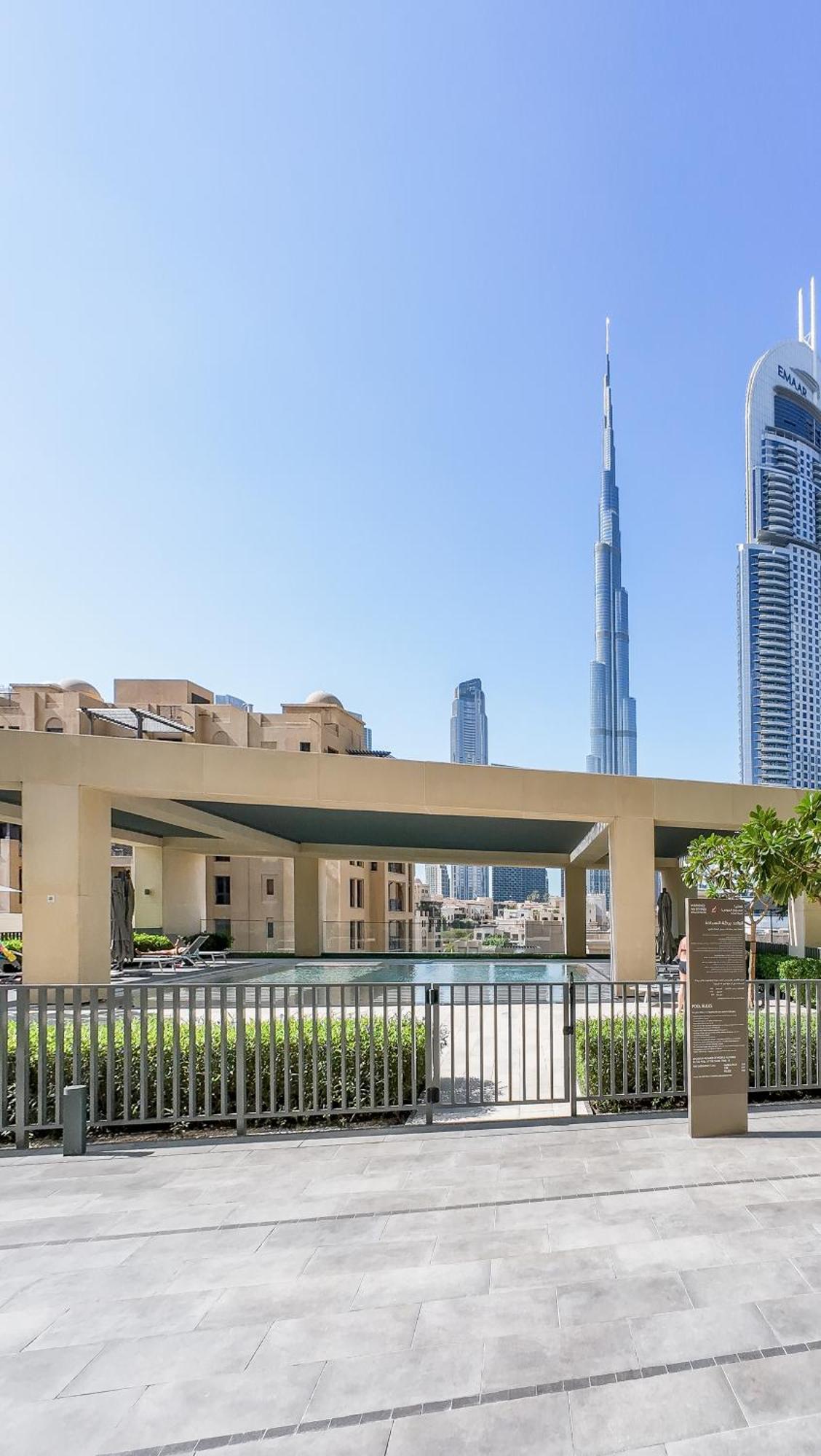 Elegant 2br In Burj Royale Apartment