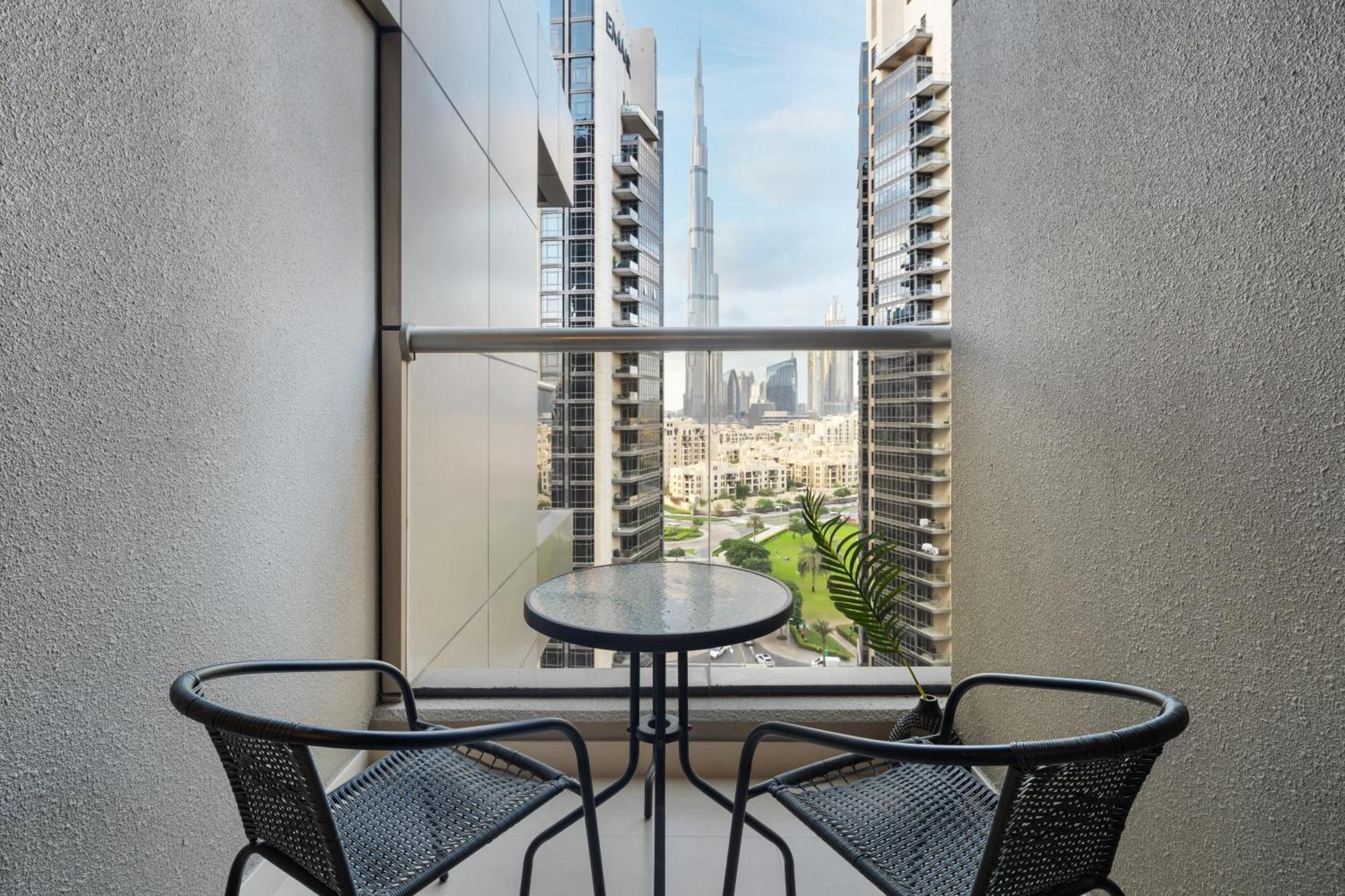 Burj Khalifa View 1 Bedroom * Dubai