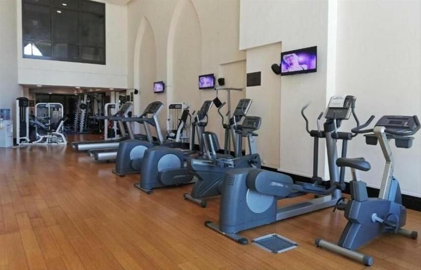 Upgraded 1br Retreat With Iconic Burj Khalifa Views Apartment Dubai