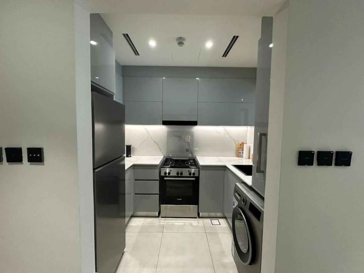 Spacious 1br In Binghatti Creek * Dubai