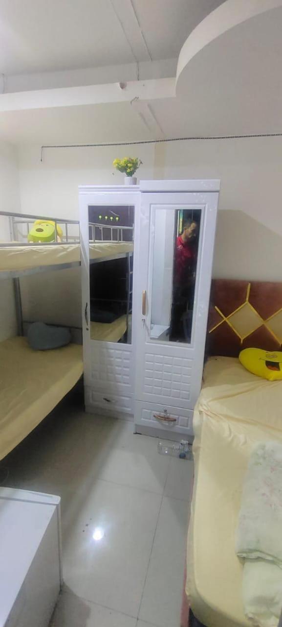 For 3 Person Dubai