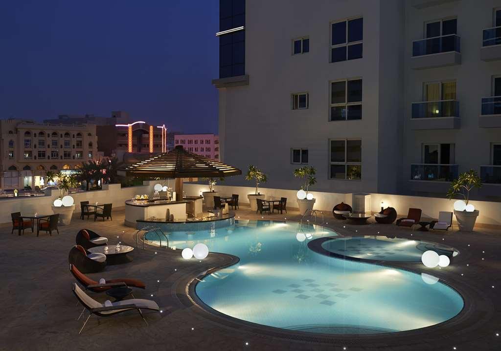Hyatt Place Al Rigga Otel