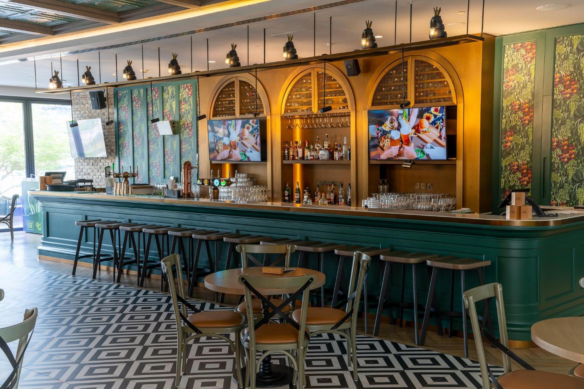Hotel Premier Barsha Heights