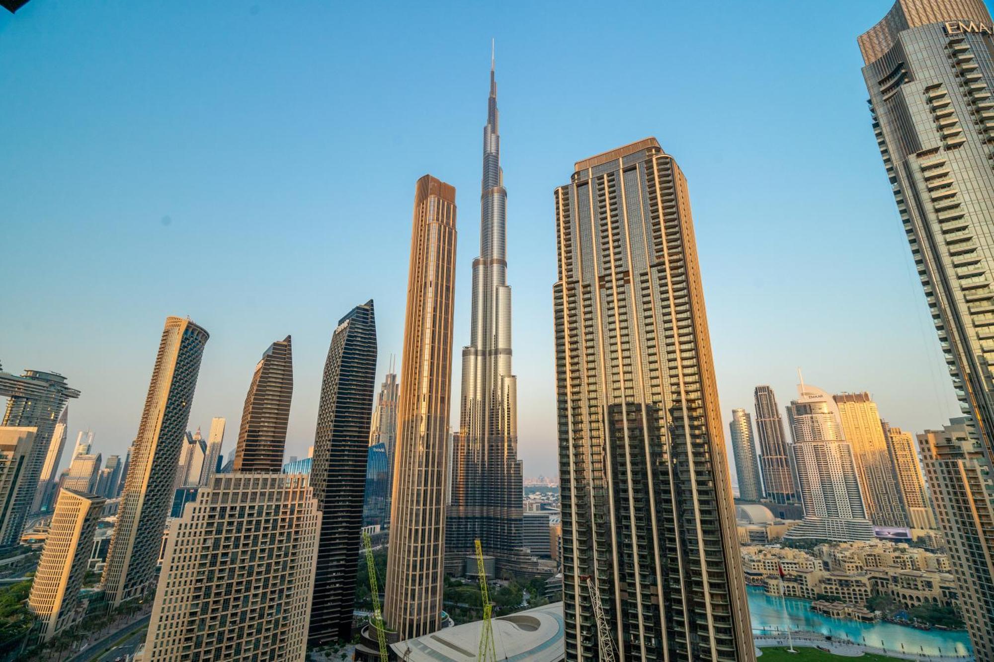 Burj Khalifa View Luxury Steps From Mall Apartment Dubai