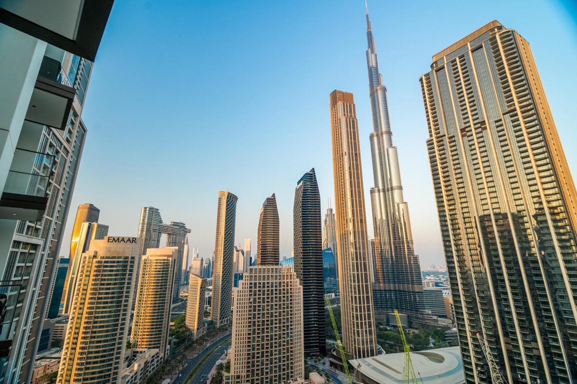Burj Khalifa View Luxury Steps From Mall Dubai