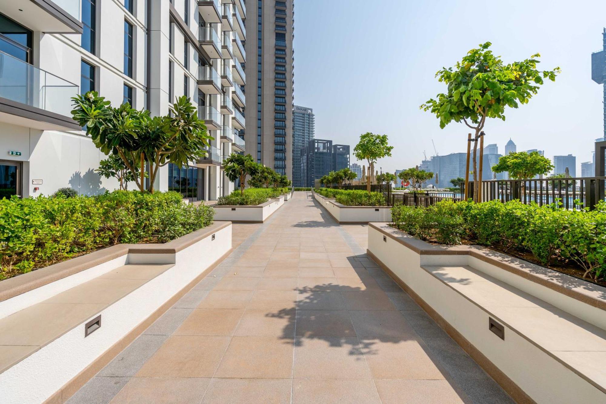 Burj Khalifa View Luxury Steps From Mall Dubai