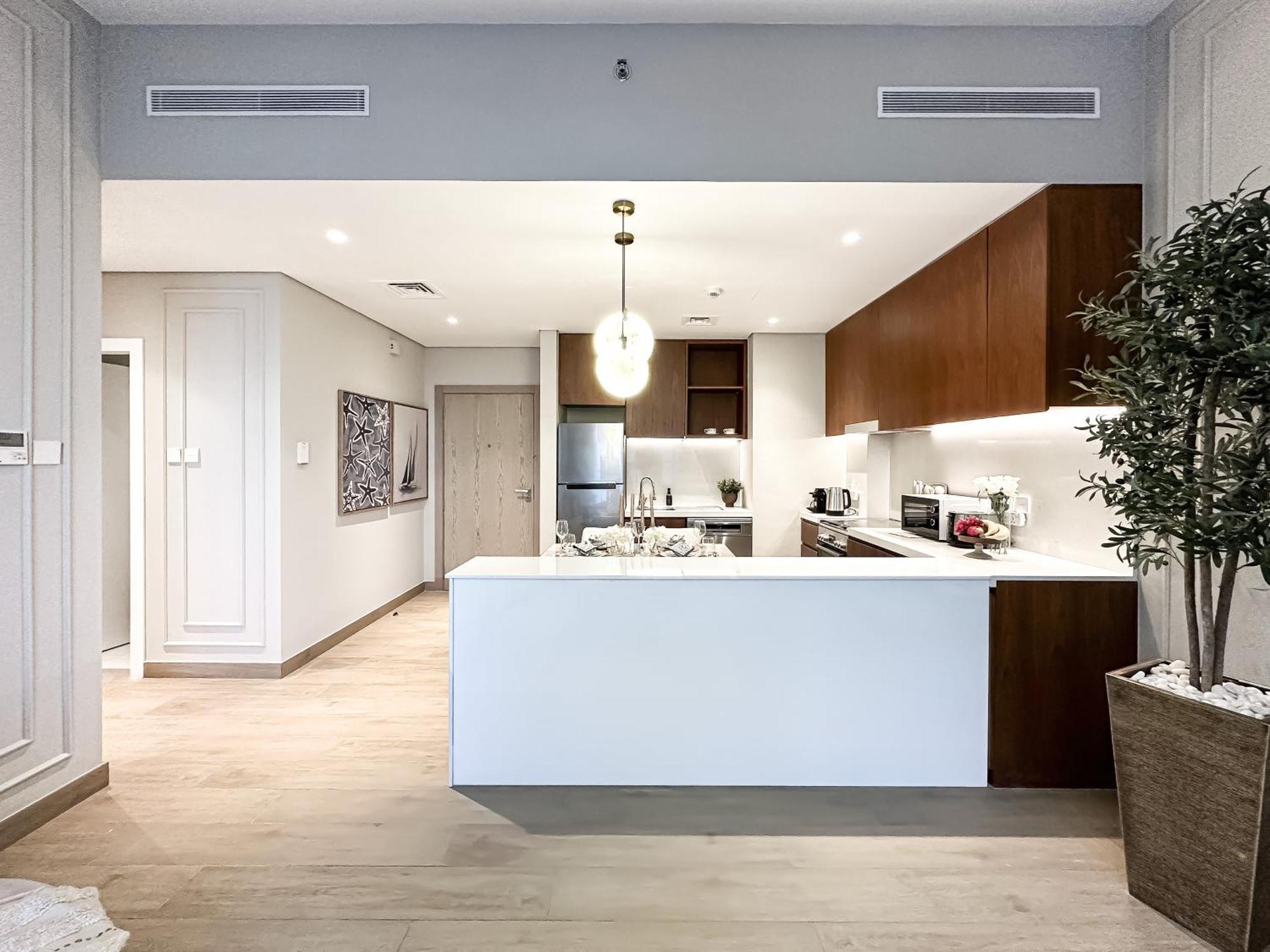 Trophy - Daze In Lamer W Sea Views Apartment
