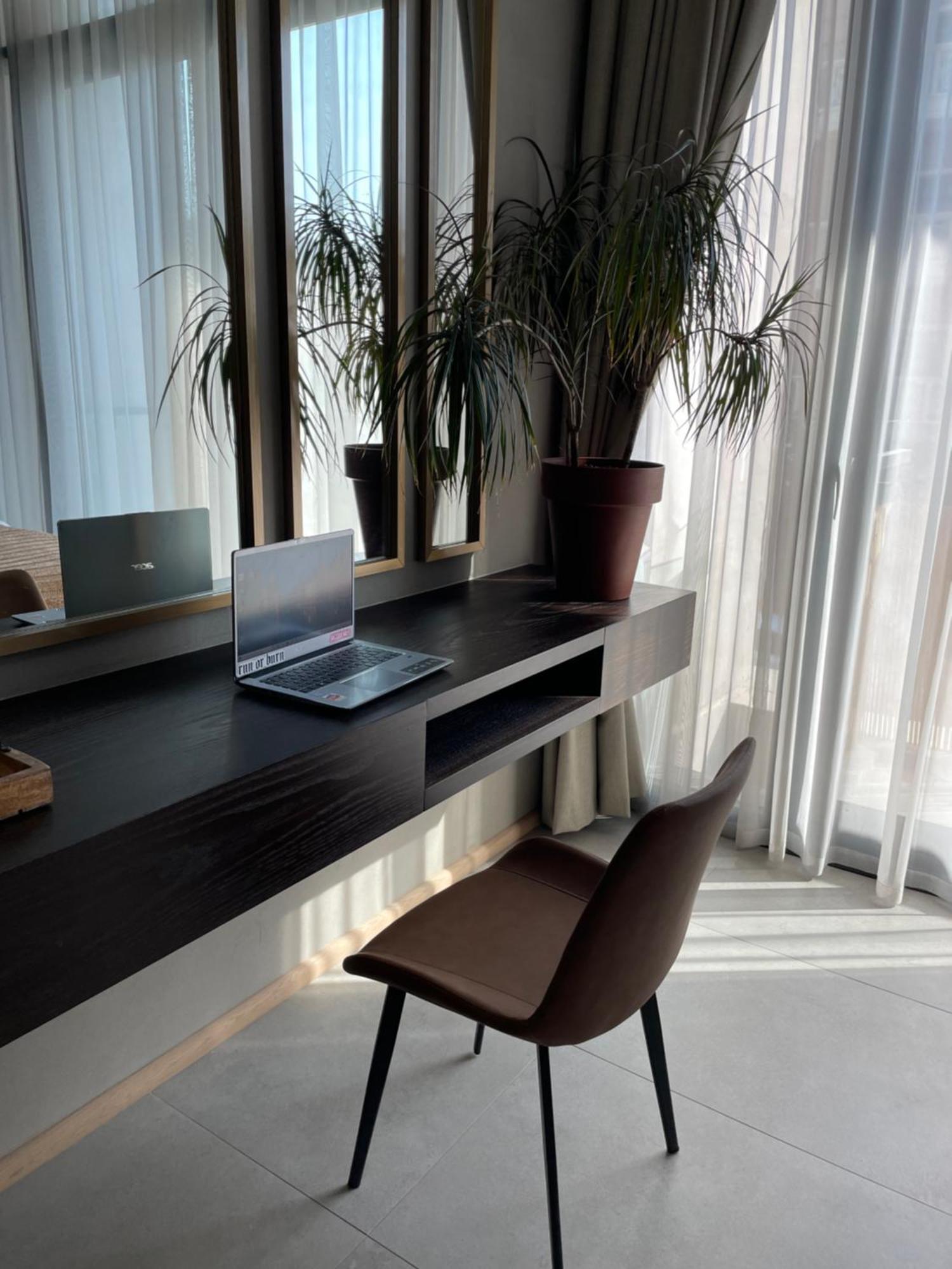 Beautiful Modern Apartment *