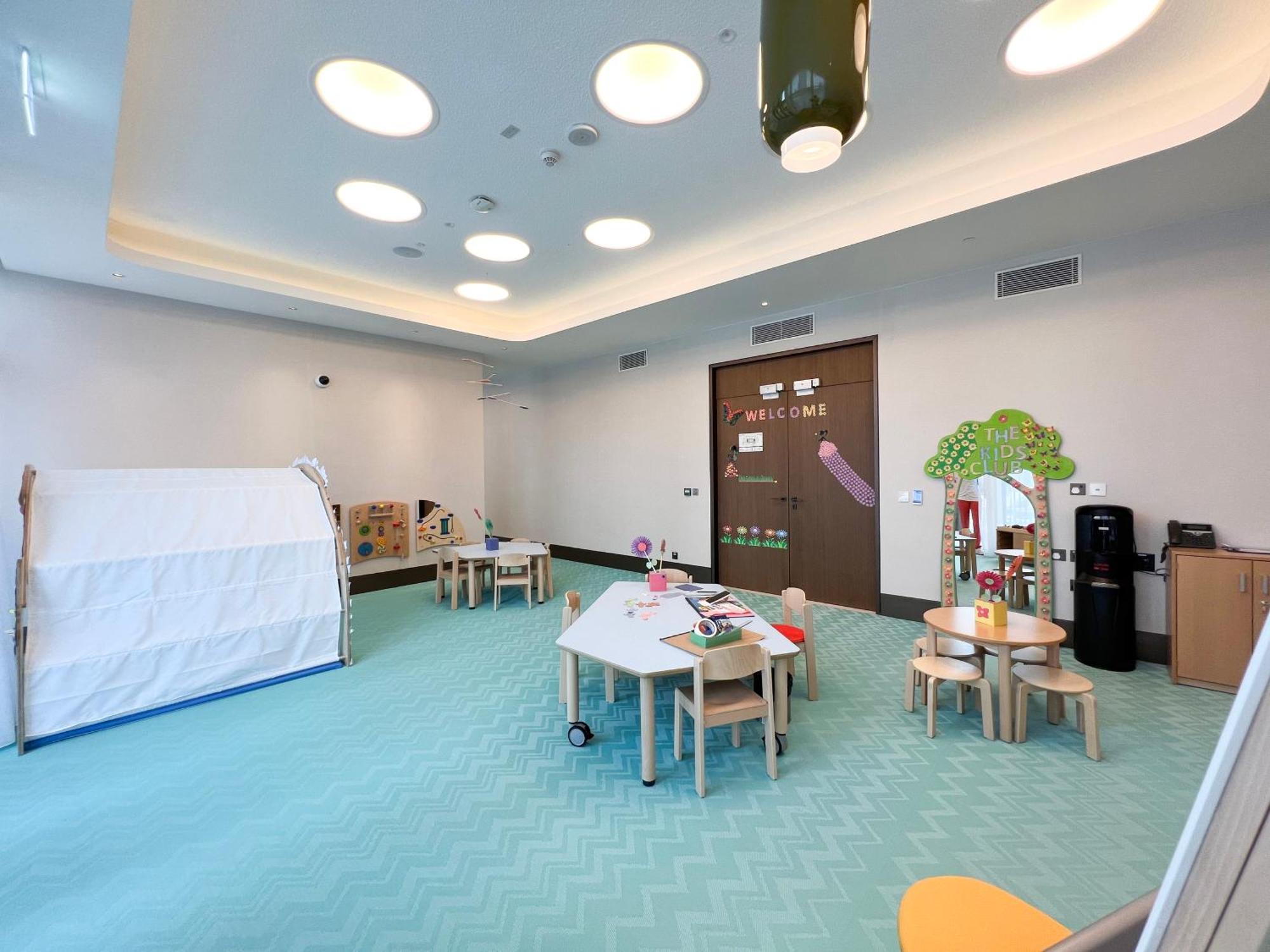 Elegant 1br Address Opera And Walk To Mall & Burj Apartment Dubai