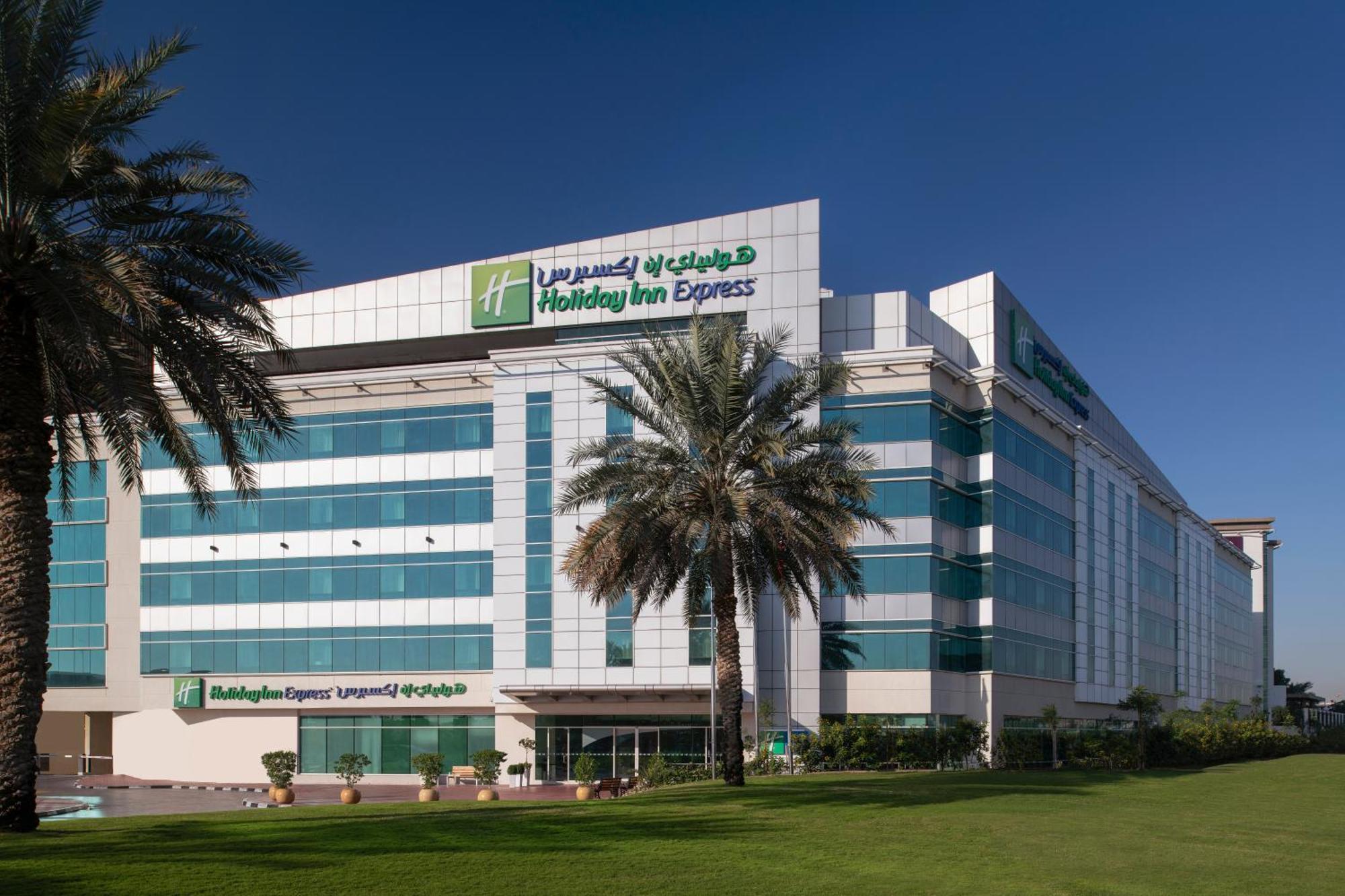 Express Airport By Ihg Hotel Dubai