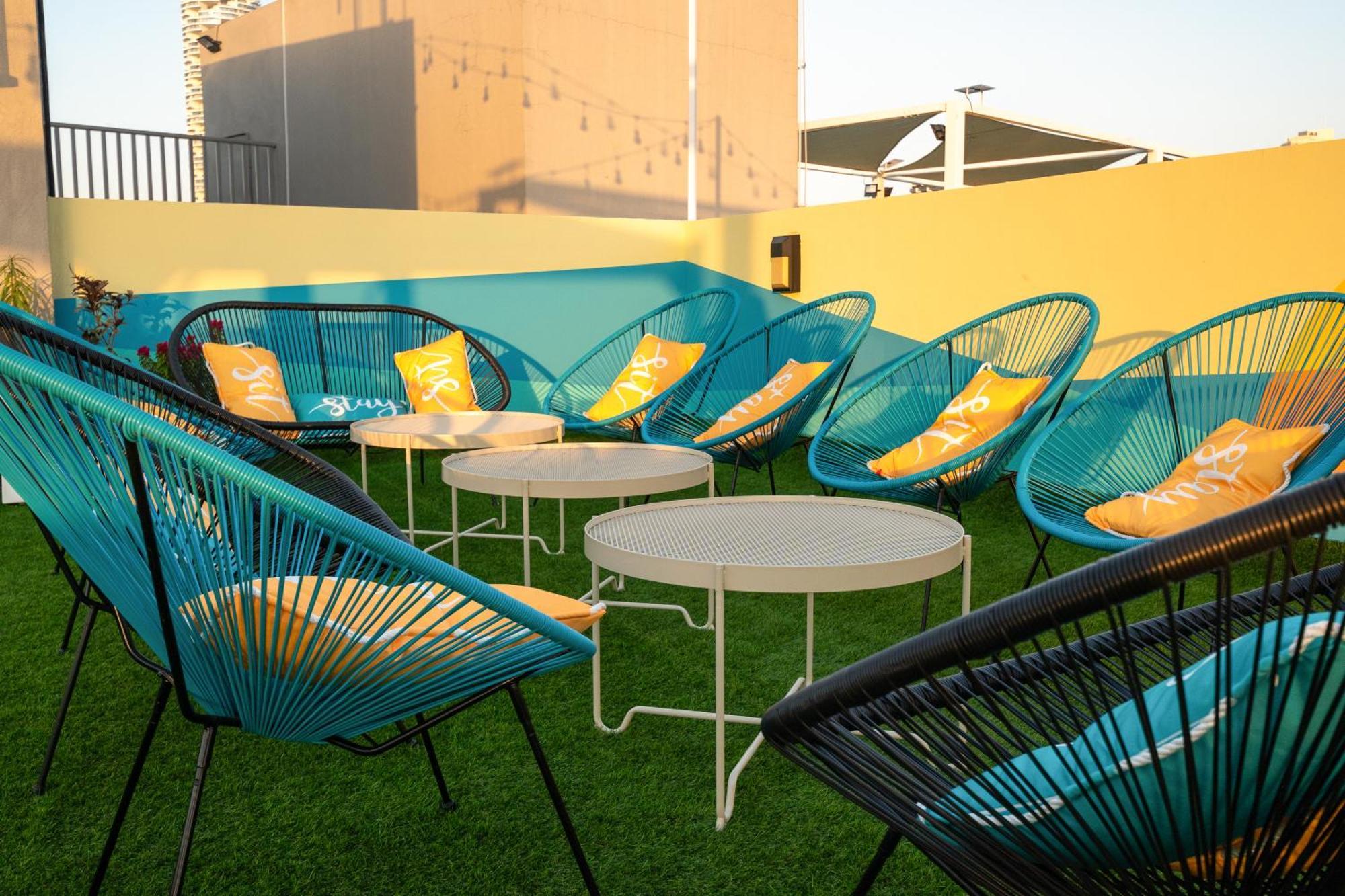 Izzzi Life Mint Aparthotel *
