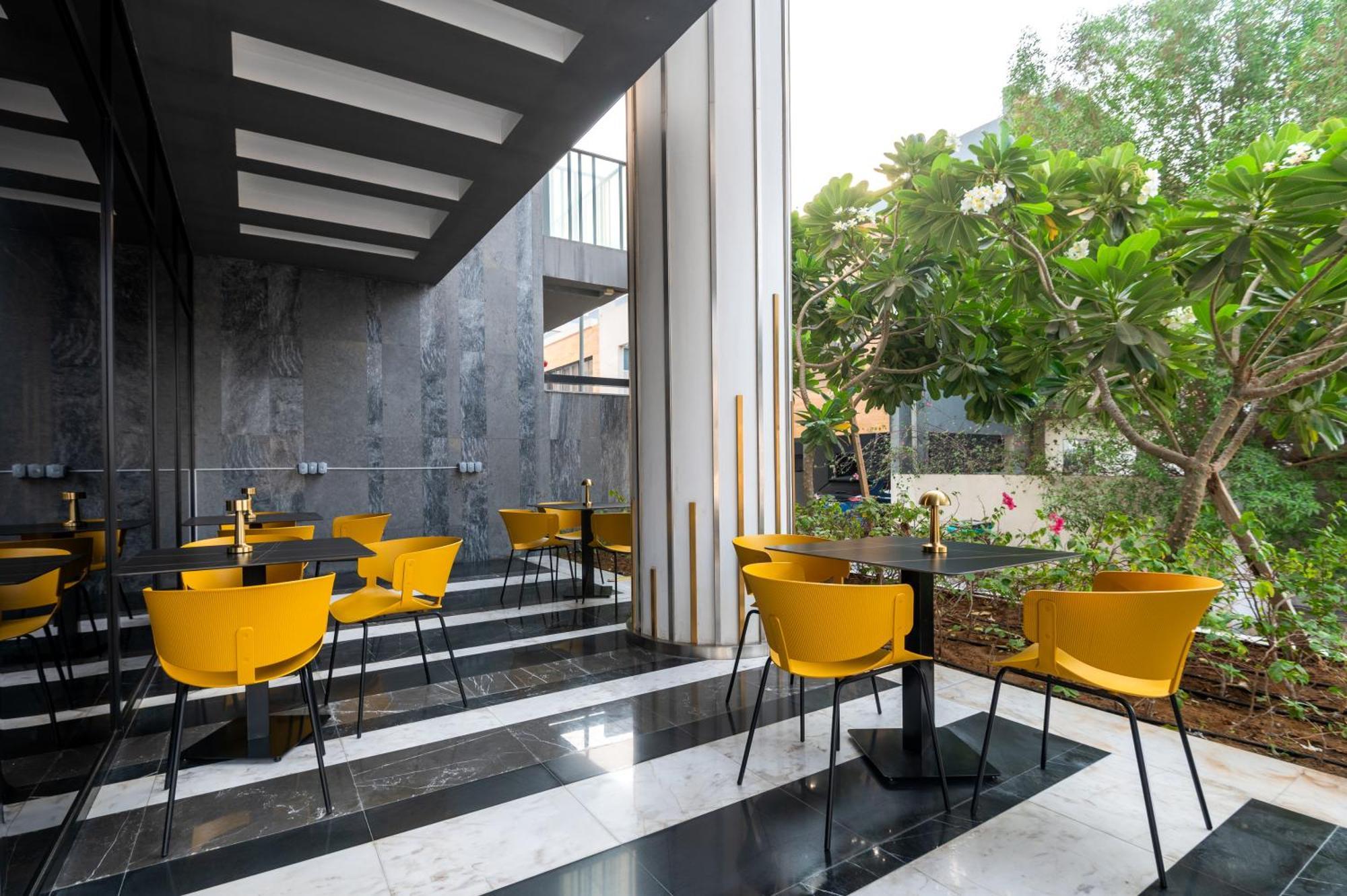 Aparthotel Izzzi Life Mint *