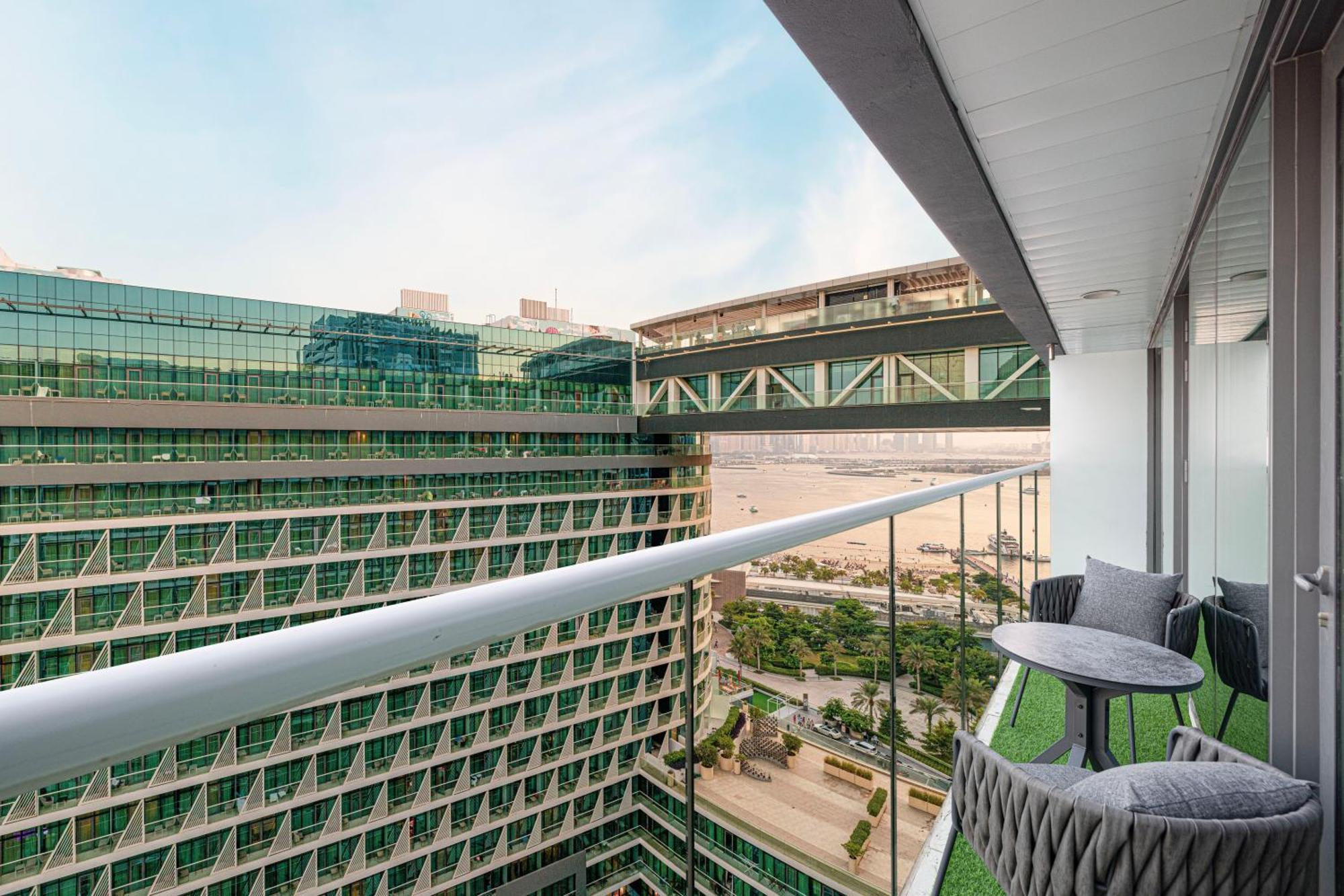 Daire Palm Jumeirah - Private & Free Infinity Pool