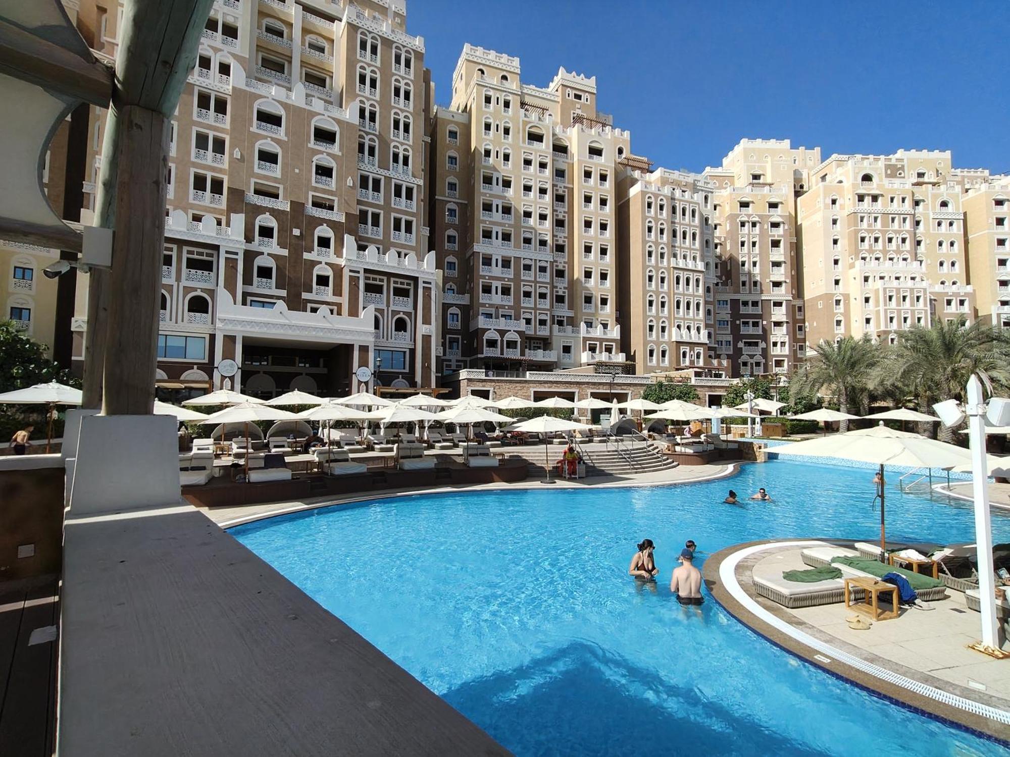 Stunning Infinite Sea View Three Bedroom Plus Maid's In Palm Jumeirah Apartment *
