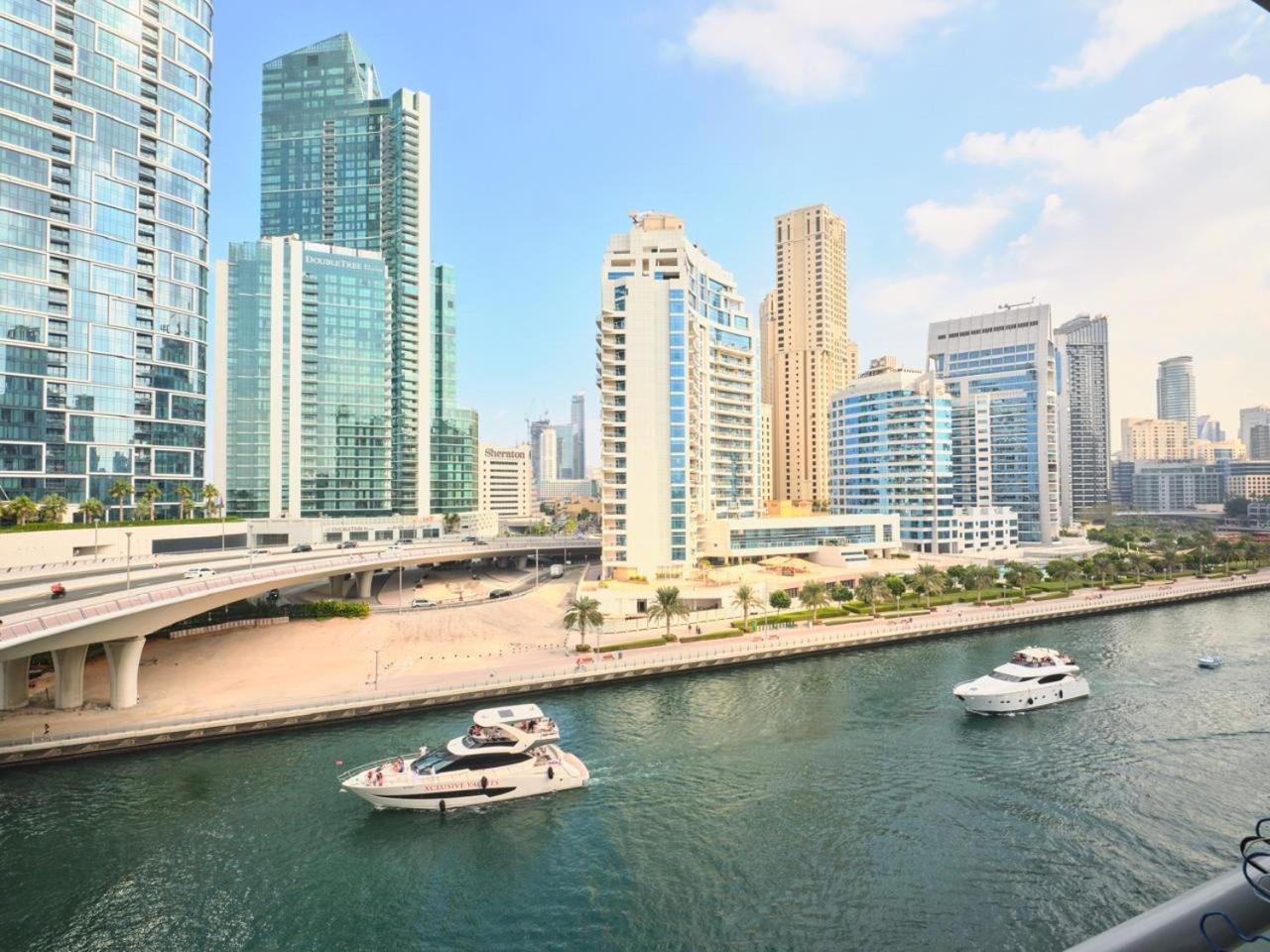 Wonderful Two Bed With Full Marina View Apartment *