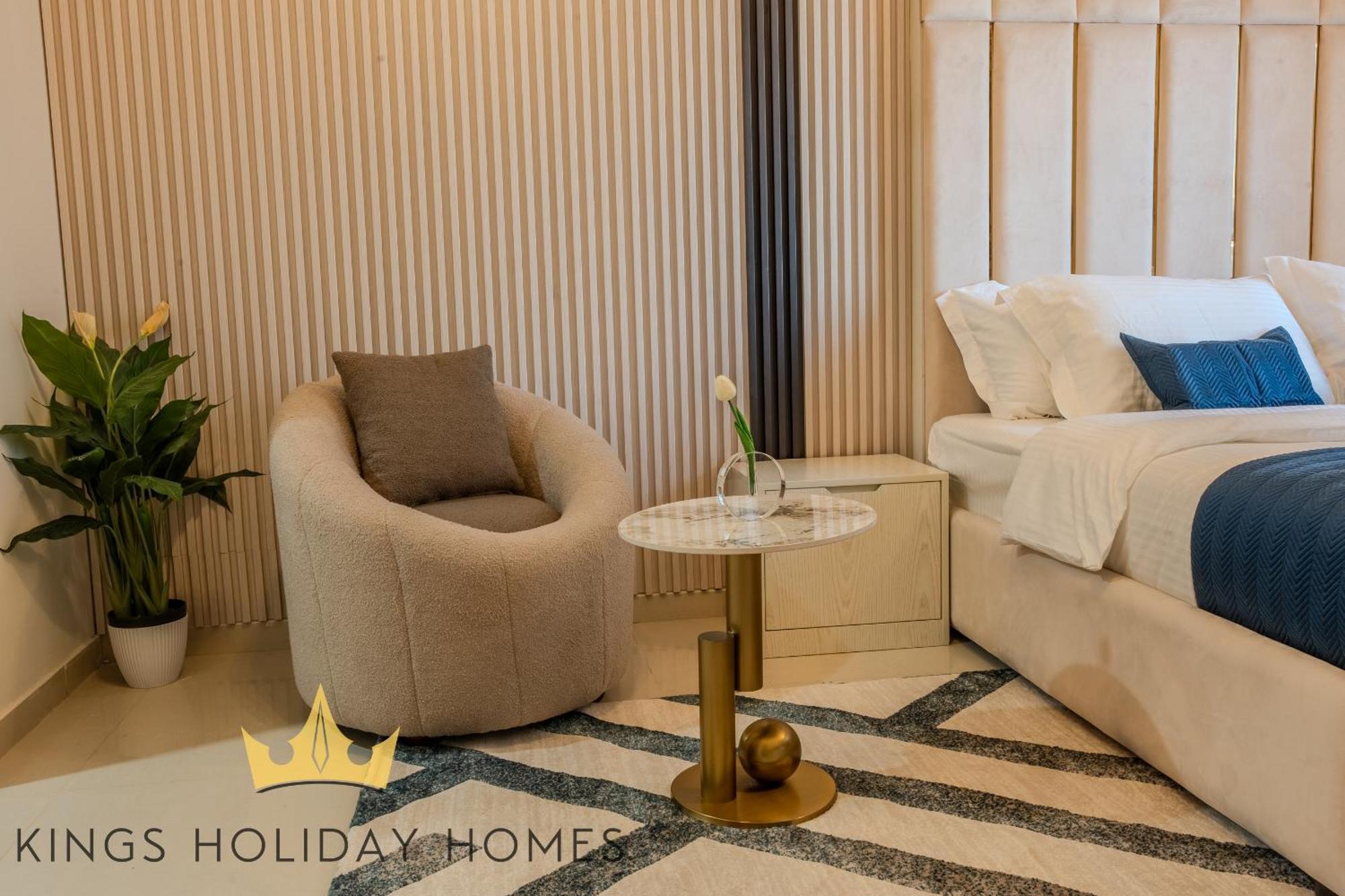 Luxury Dunya Tower Burj Khalifa St Kings Guest house