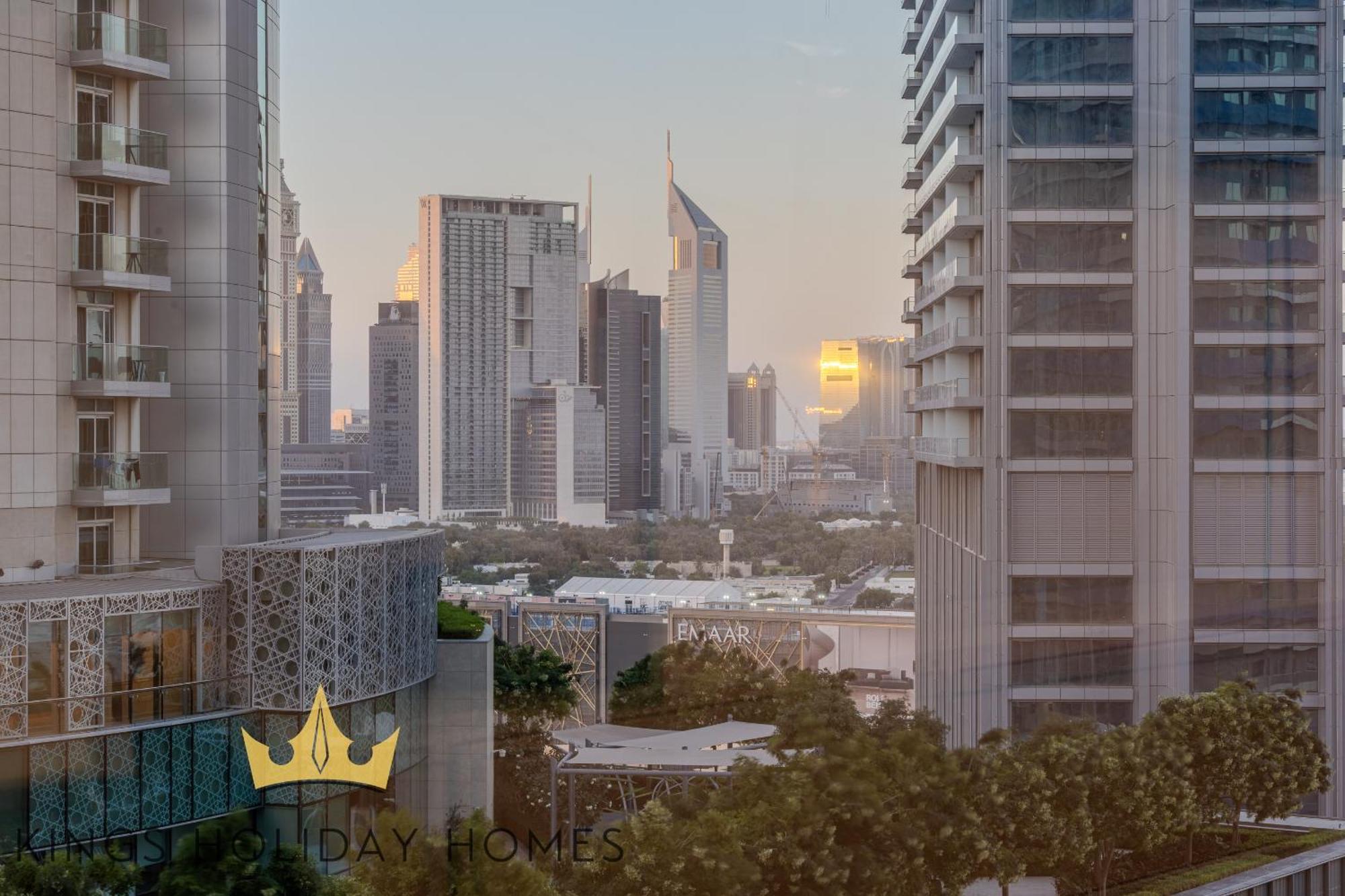 Luxury Dunya Tower Burj Khalifa St Kings Guest house *