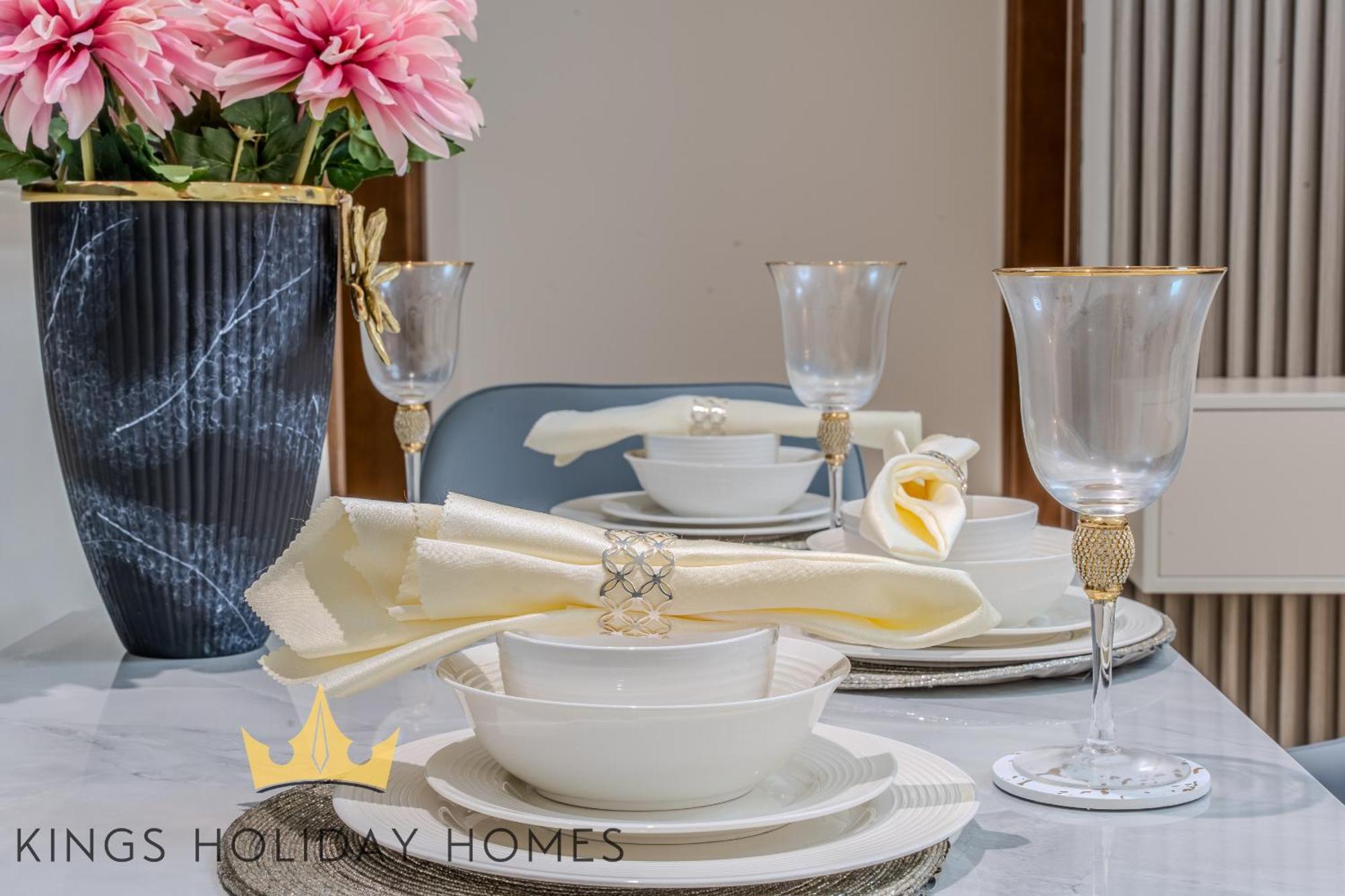 Guest house Luxury Dunya Tower Burj Khalifa St Kings Dubai