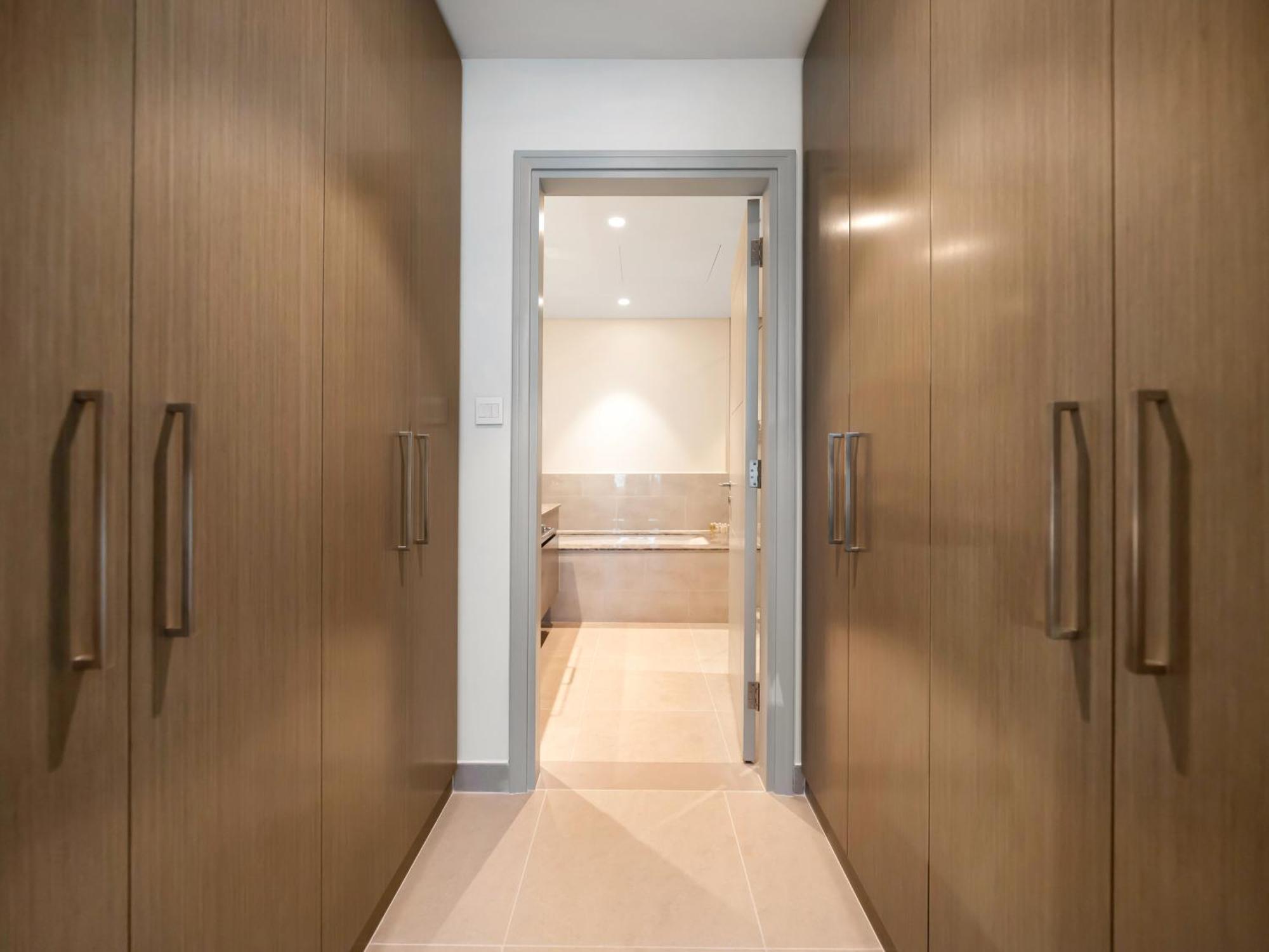 New! Panoramic Downtown & Fountain Views From High Floors * Dubai