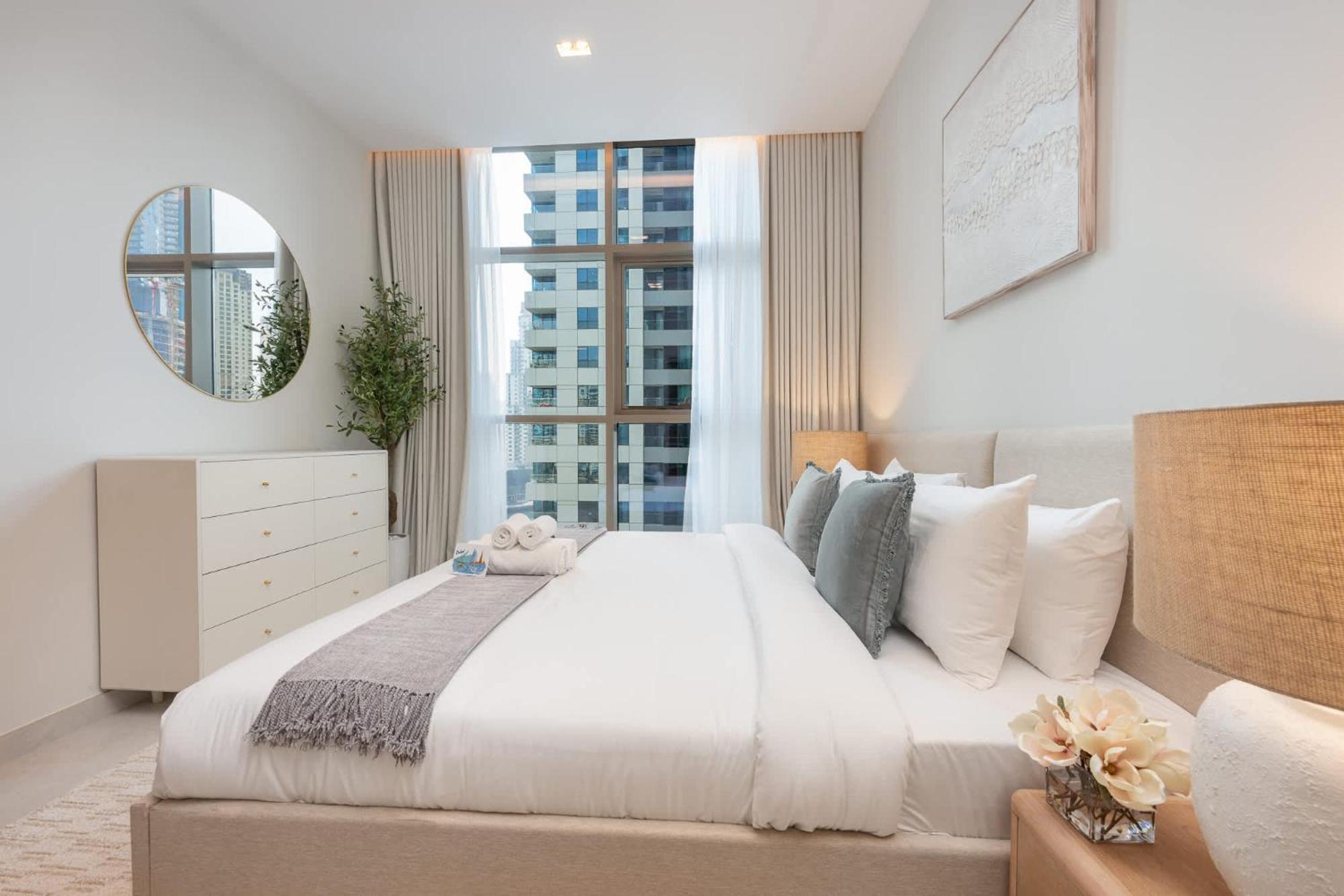 Astonishing 1 Bedroom Flat In No 9 Tower Marina Apartment Dubai