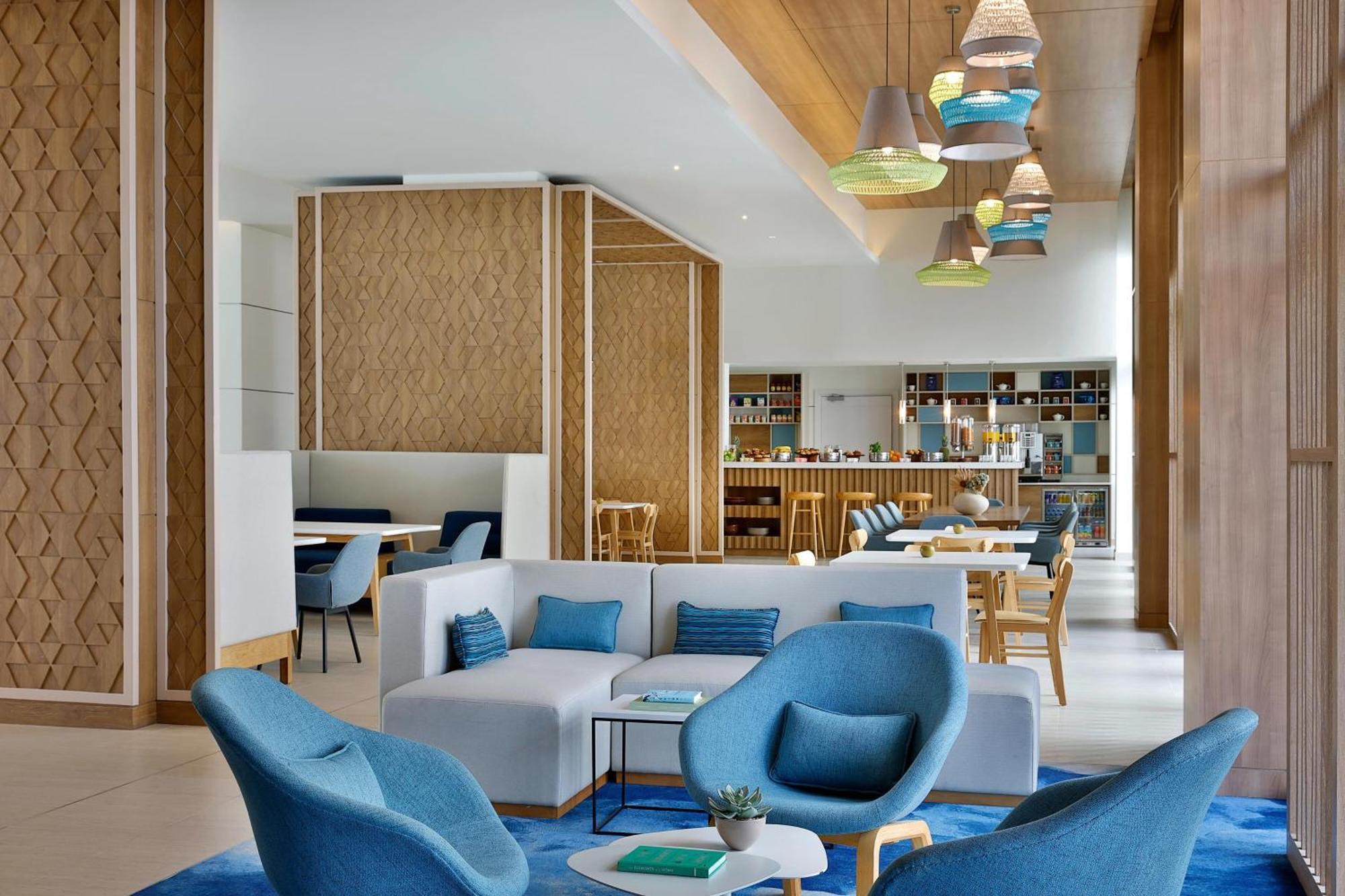 Element Airport Hotel 3*