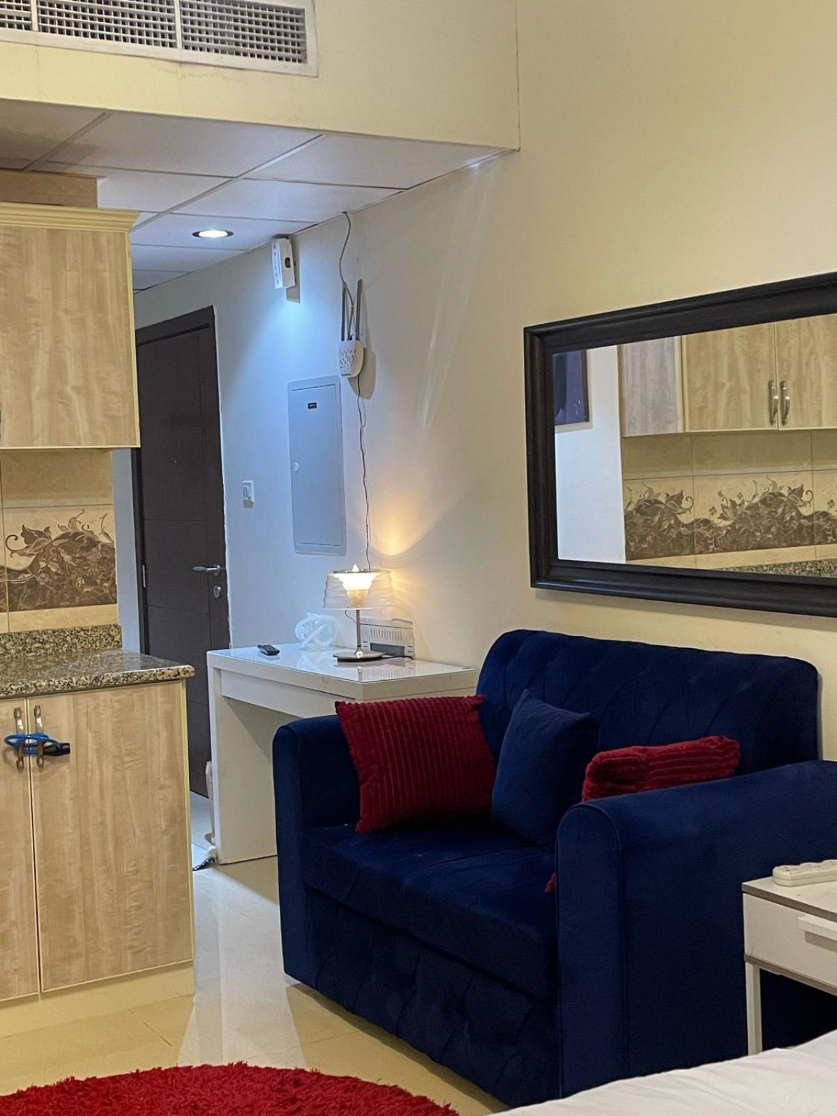 Luxury Manage By Experienced Super Host Apartment *