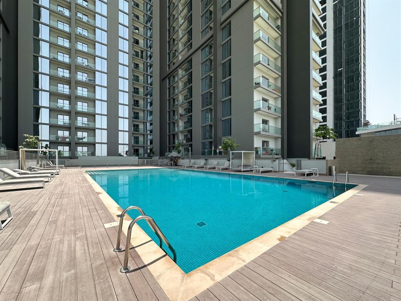 Apartment Trophy - Elegant Cozy 1bdr In Sobha Hartland