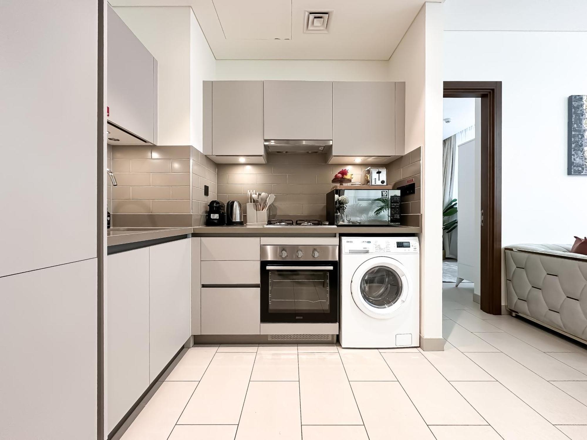 Trophy - Elegant Cozy 1bdr In Sobha Hartland Apartment *