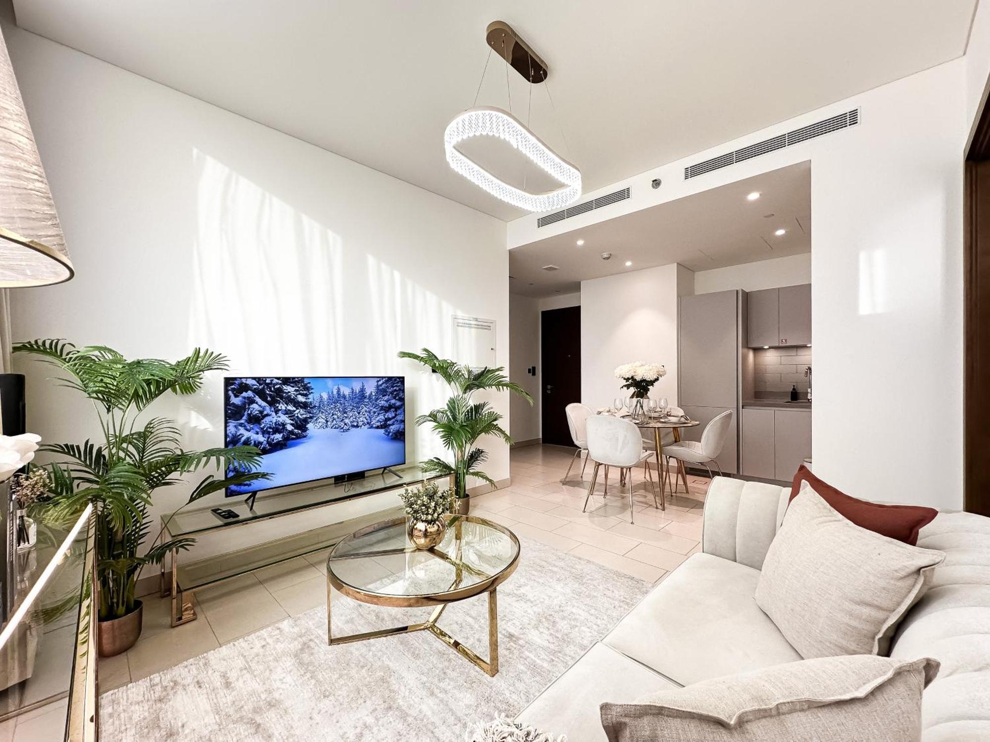 Trophy - Elegant Cozy 1bdr In Sobha Hartland Apartment Dubai