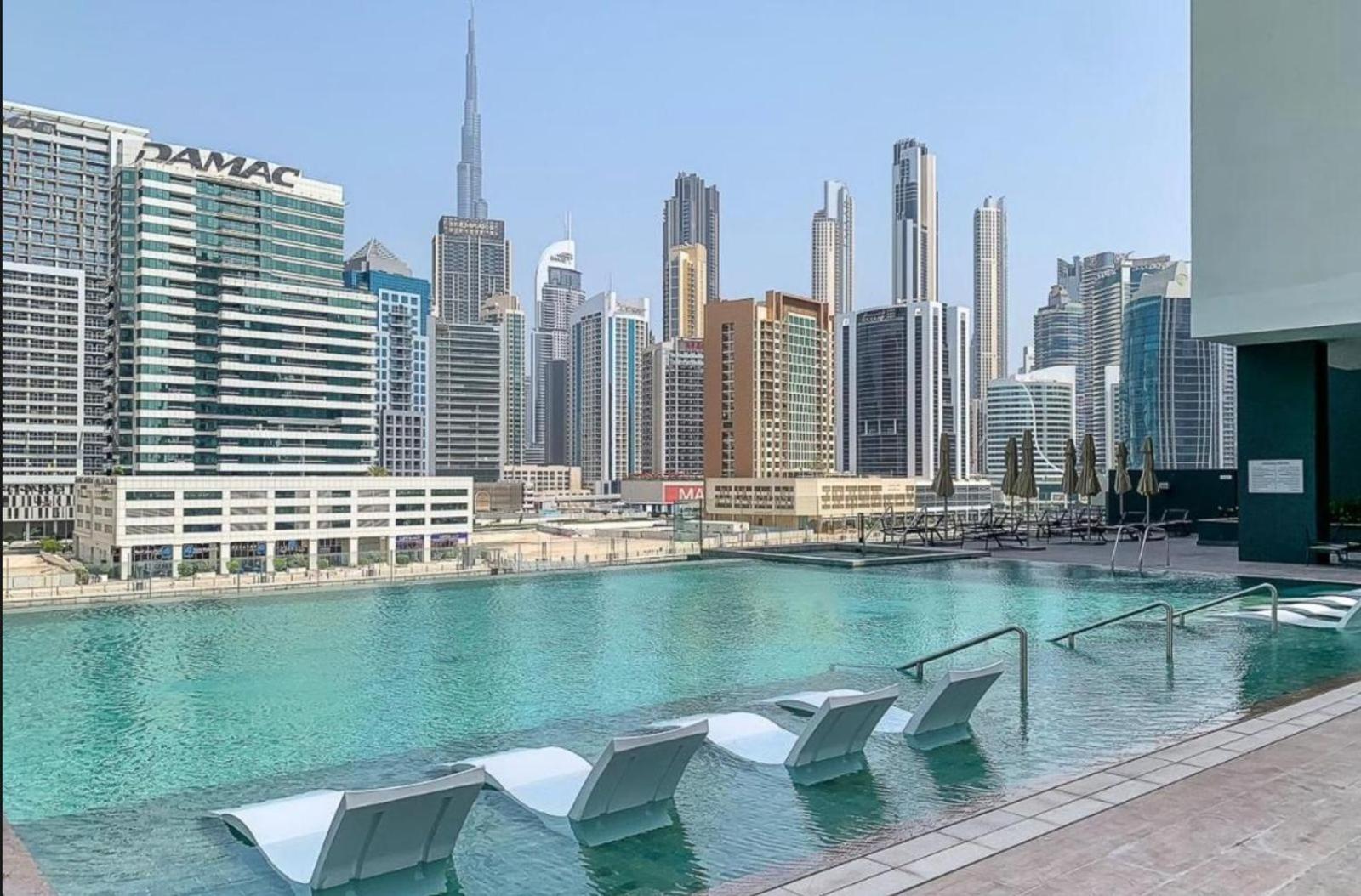Waves - Modern With Balcony In Business Bay * Dubai
