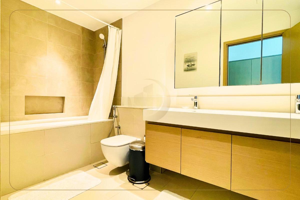 Furnished Damac Avanti Business Bay *