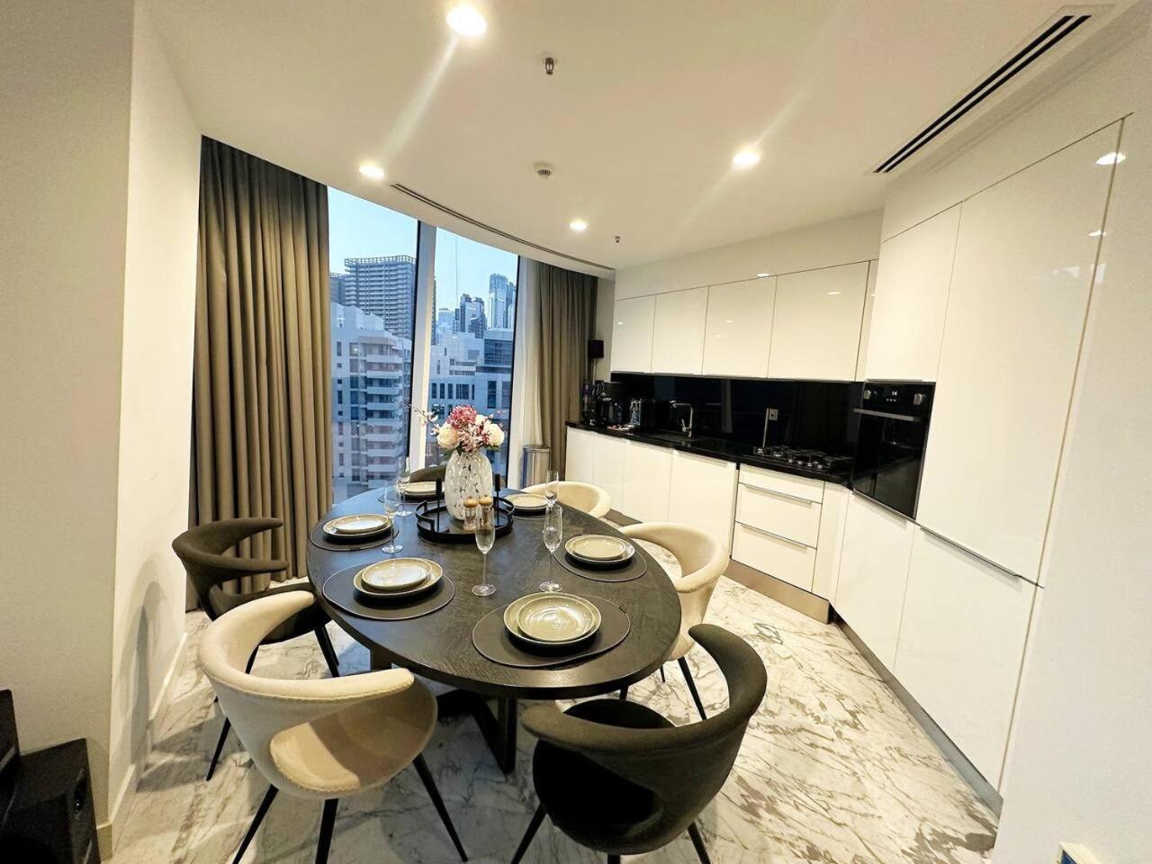 Apartment 2br Amazing Canal Views At The Pad In Business Bay By Vibel