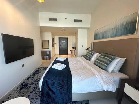 Furnished Damac Avanti Business Bay
