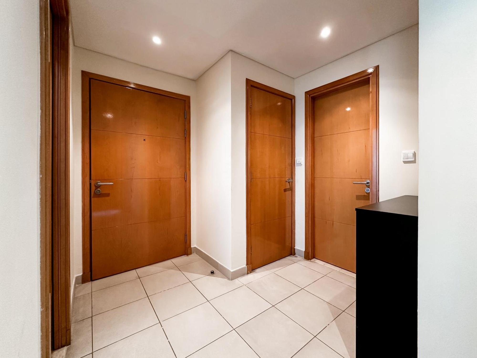 Apartment Elegant Escapes - 1b With Marina, Ain View