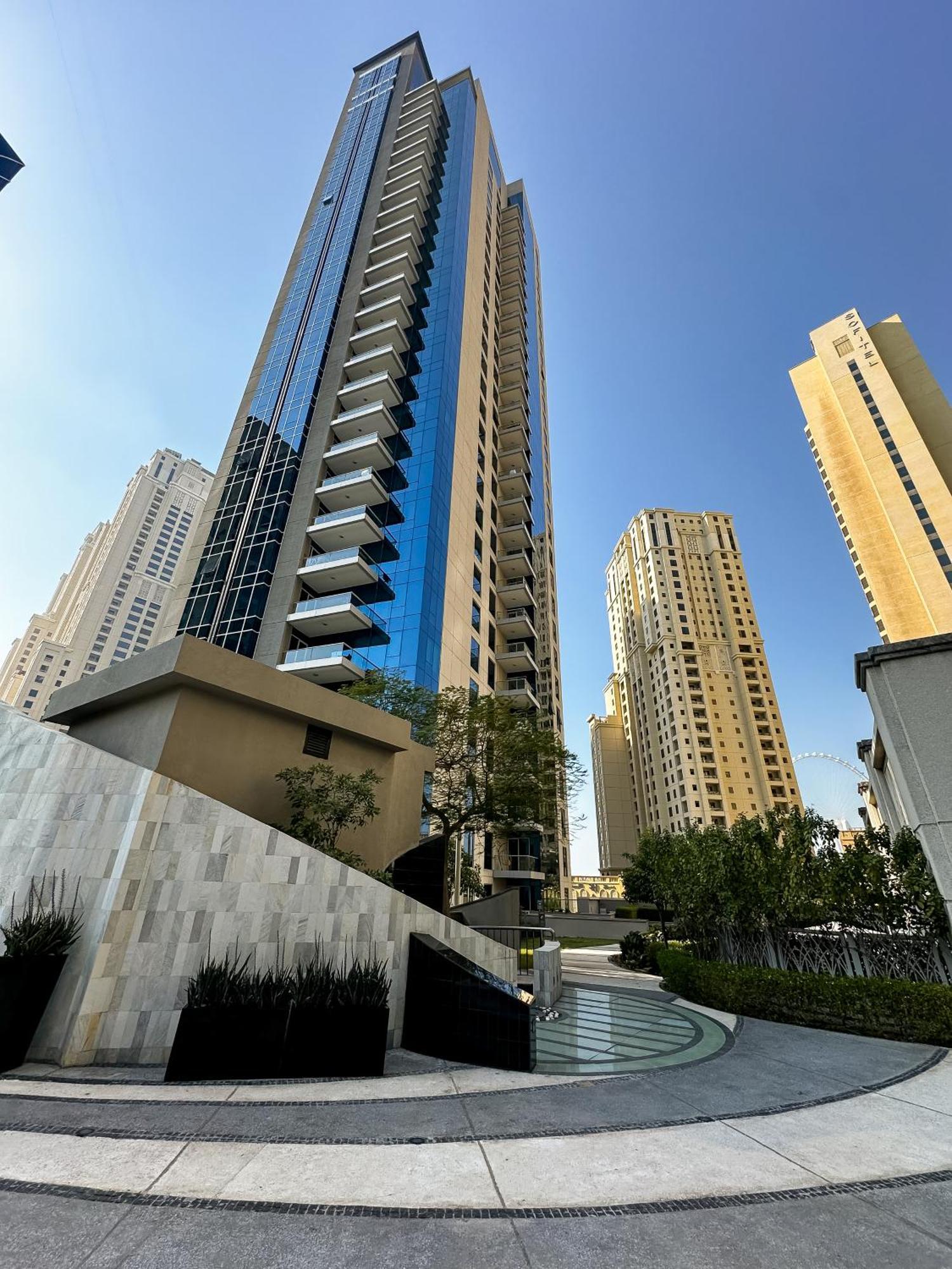 Elegant Escapes - 1b With Marina, Ain View Apartment *