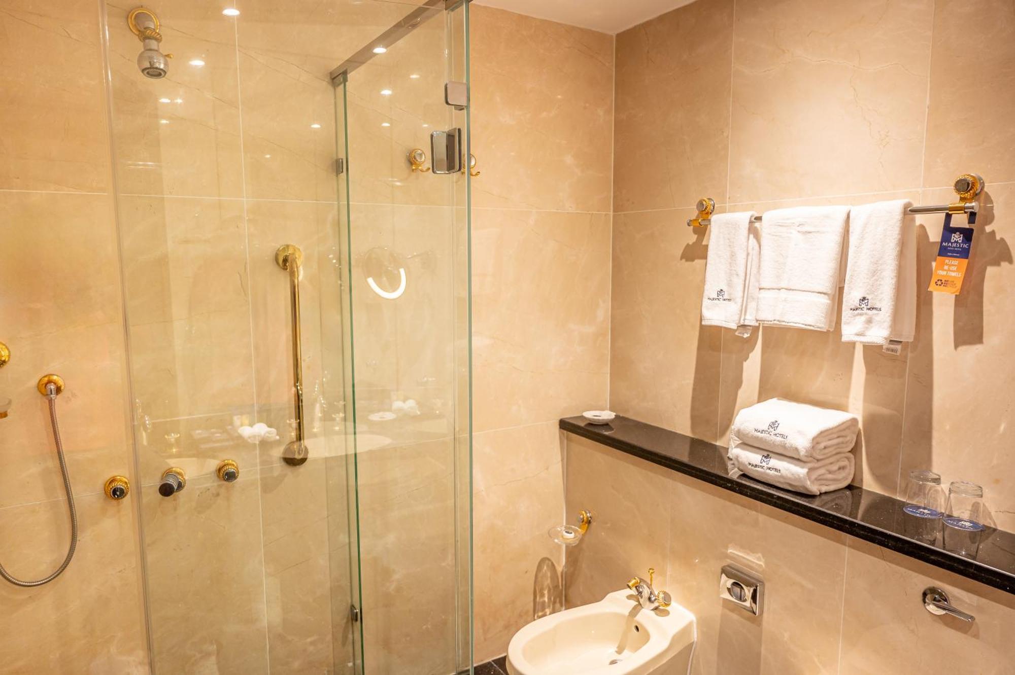 Majestic Cove - Formerly Le Meridien Fairway Otel 4*