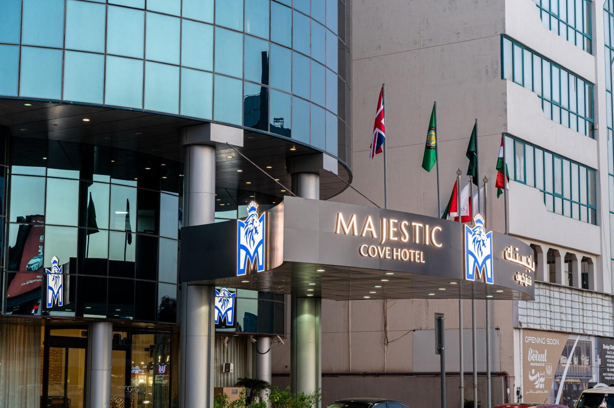 Majestic Cove - Formerly Le Meridien Fairway 4*