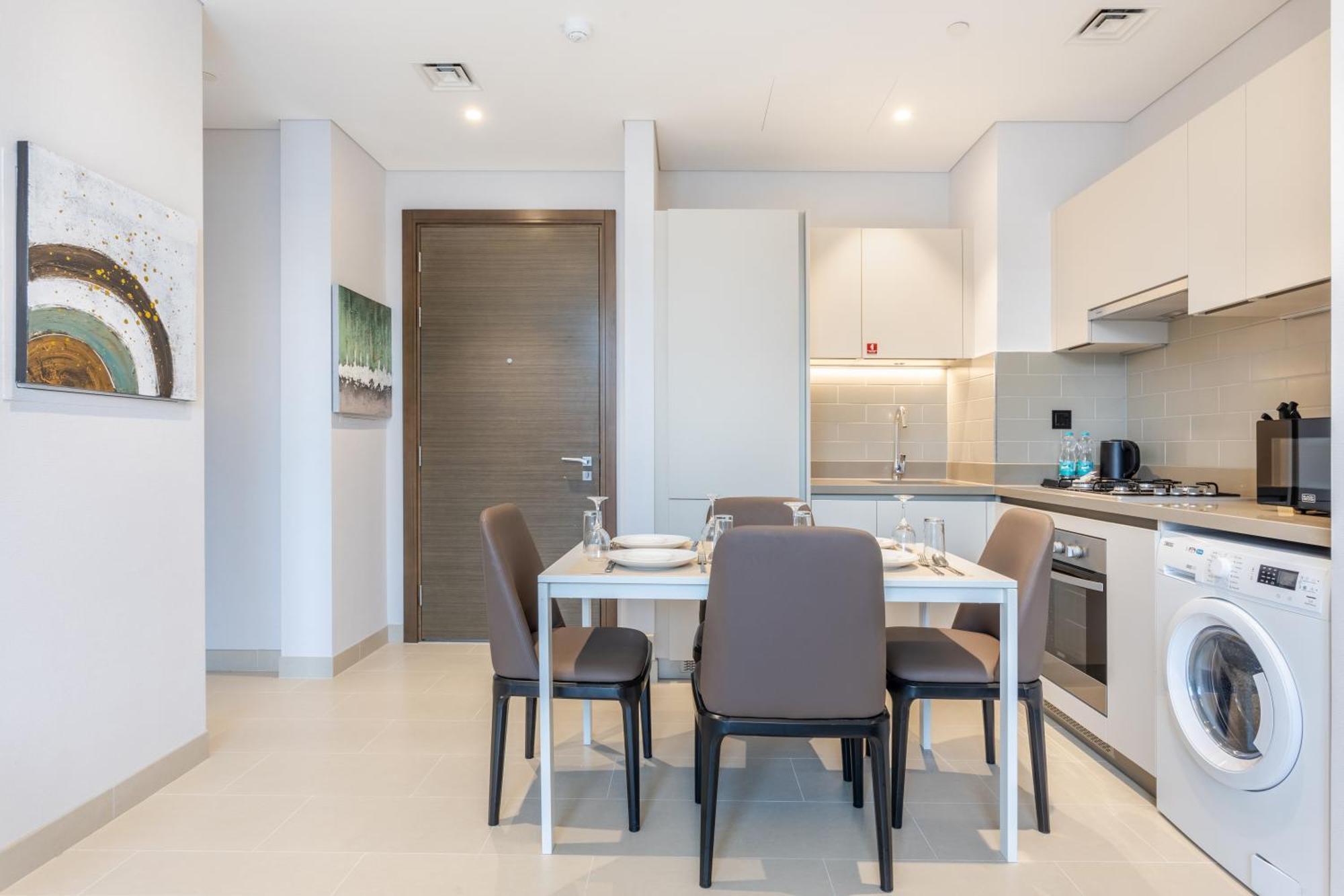 By Latinem Luxury 1br Cv A2805 Near Burj Khalifa Apartment Dubai