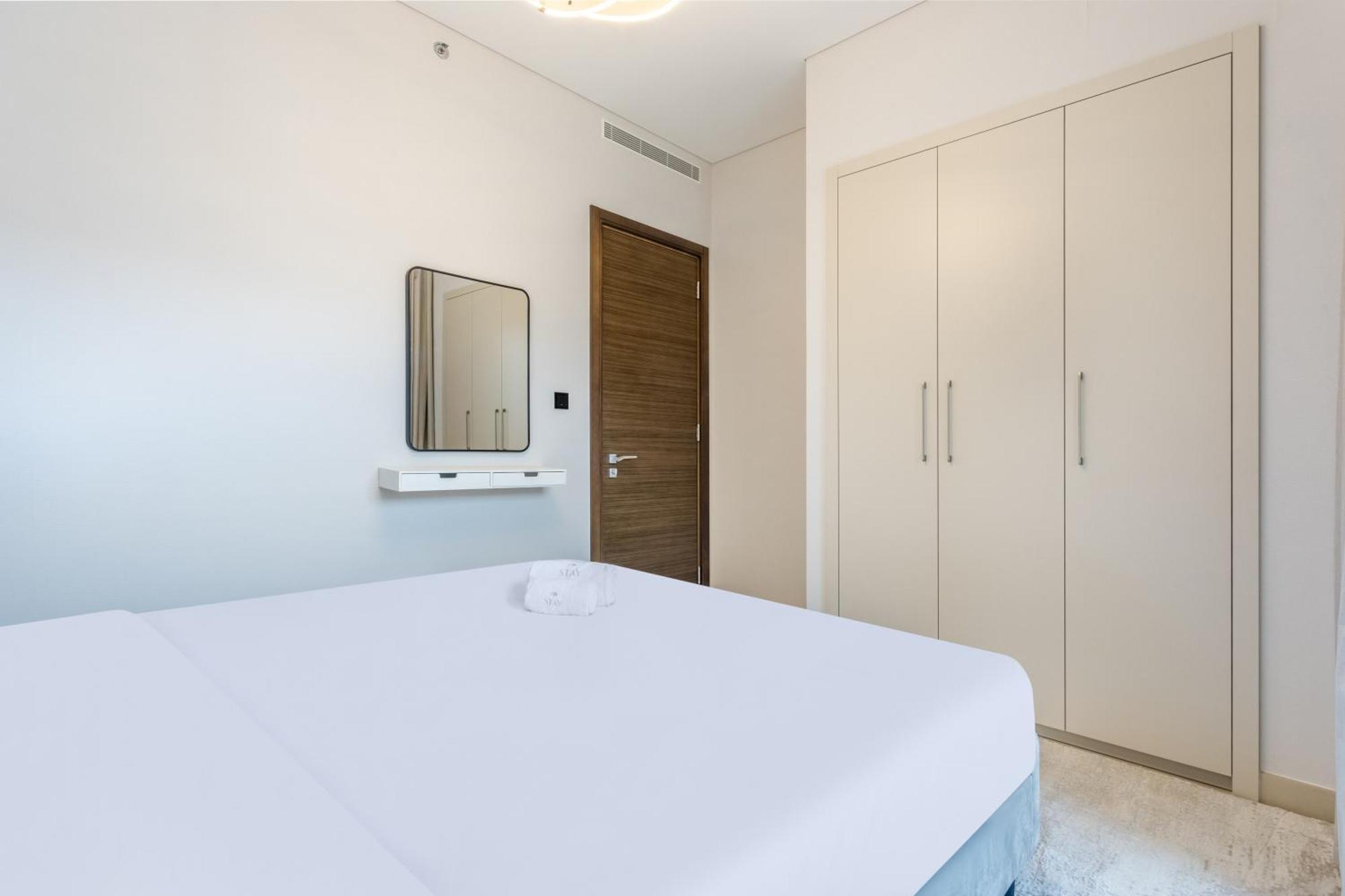 Apartment By Latinem Luxury 1br Cv A2805 Near Burj Khalifa Dubai