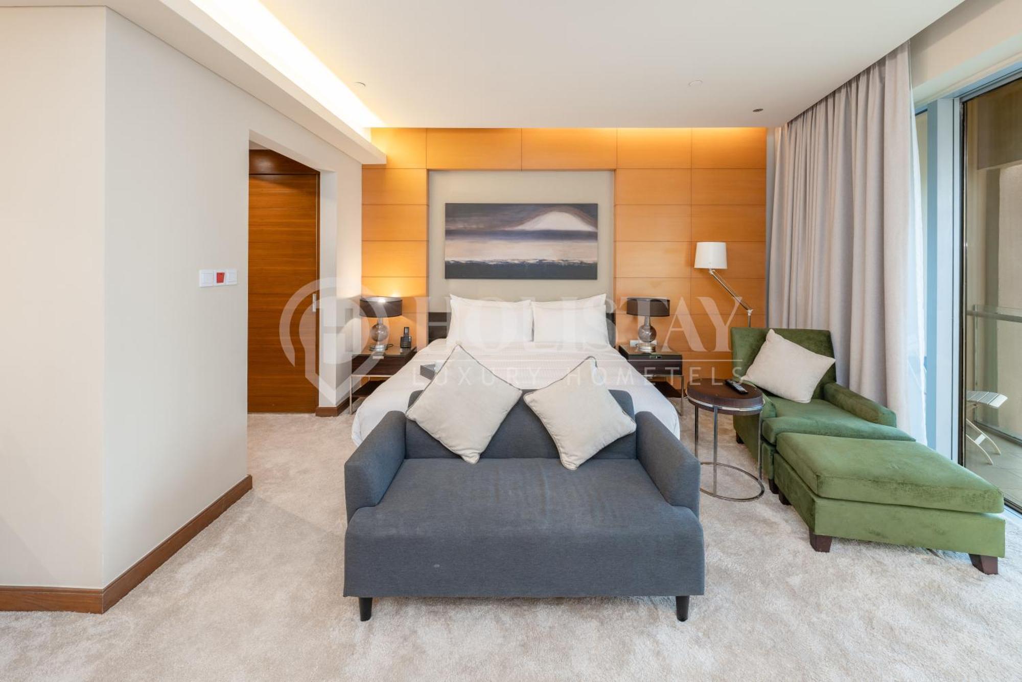 Holistay Luxury Homes - Burj Khalifa View - Direct Access Mall Daire