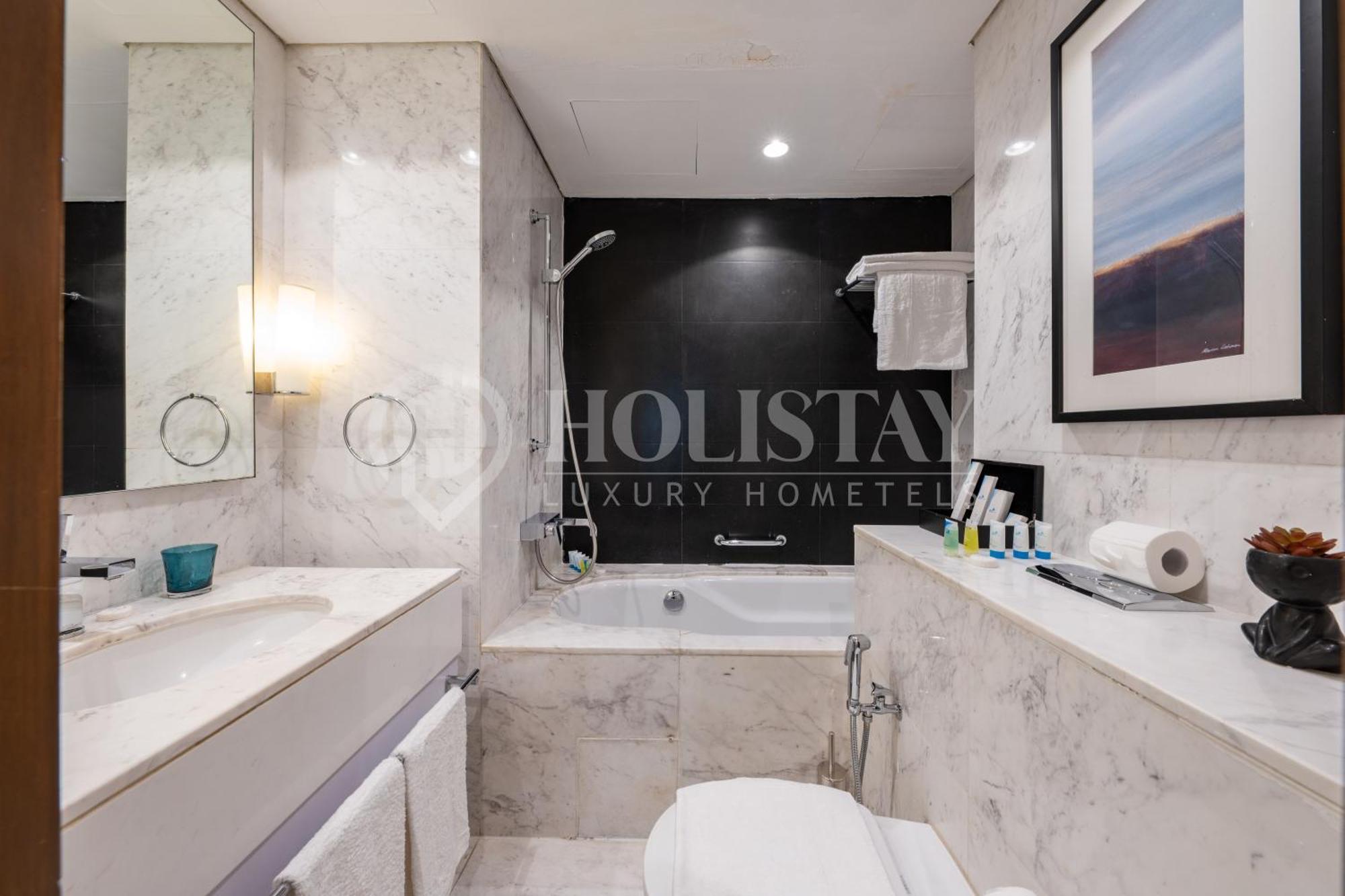 Holistay Luxury Homes - Burj Khalifa View - Direct Access Mall