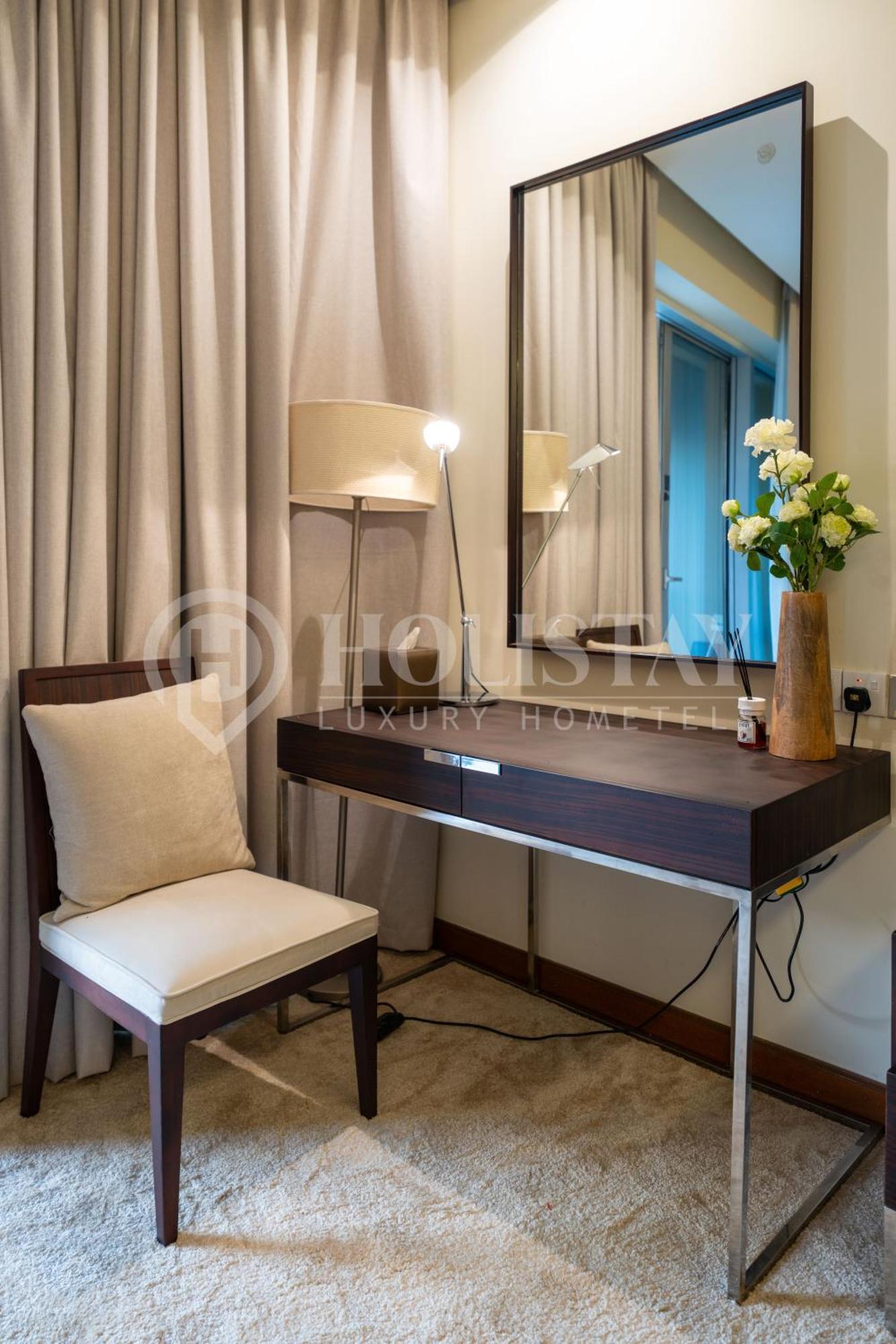 Holistay Luxury Homes - Burj Khalifa View - Direct Access Mall Daire