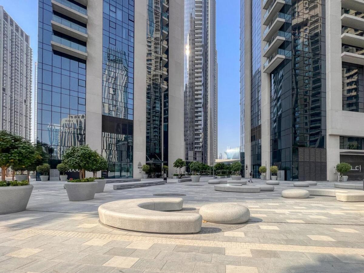 First Class 2br Mesmerizing Views Dubai