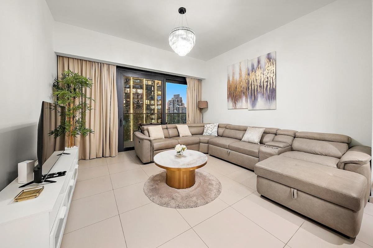 First Class 2br Mesmerizing Views Daire Dubai