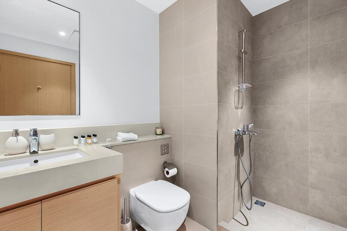 First Class 3br Luxury Creek Harbour Views