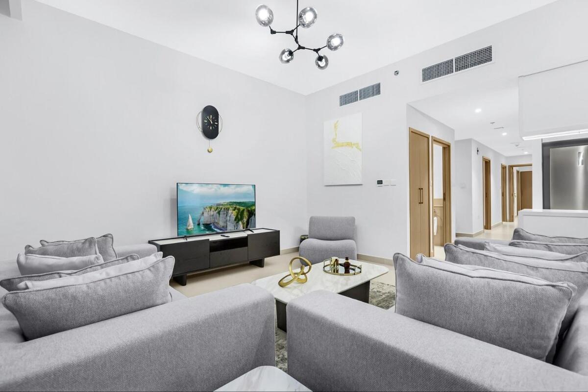 Apartment First Class 3br Luxury Creek Harbour Views