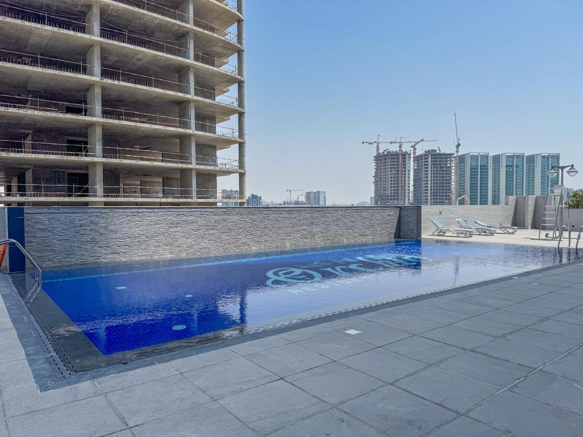 Bright And Warm 2-bedroom In Al Barsha Apartment *