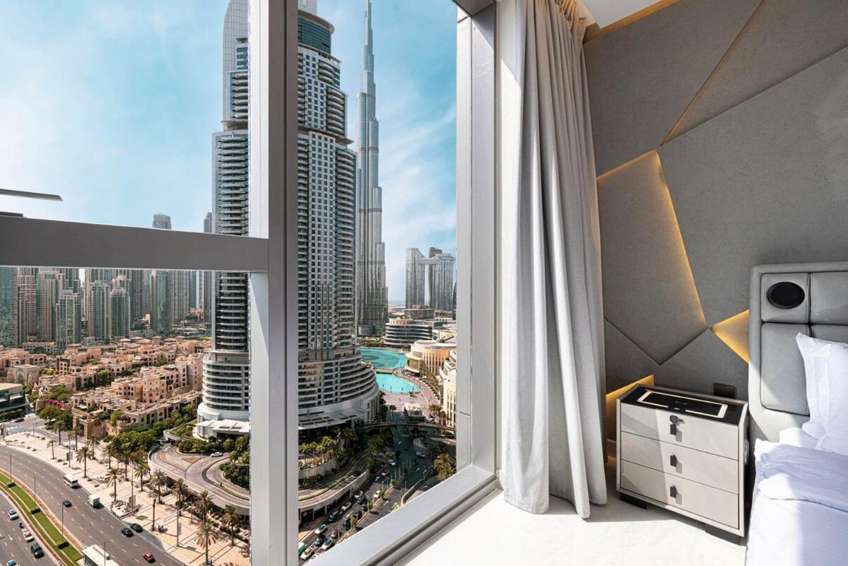 Modern Stylish 2 Bedroom With Burj Khalifa View Apartment