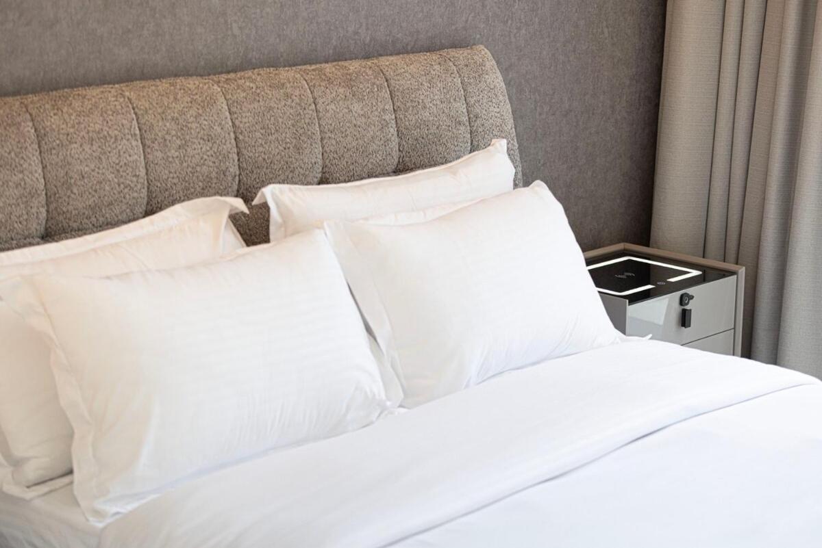Modern Stylish 2 Bedroom With Burj Khalifa View Apartment Dubai